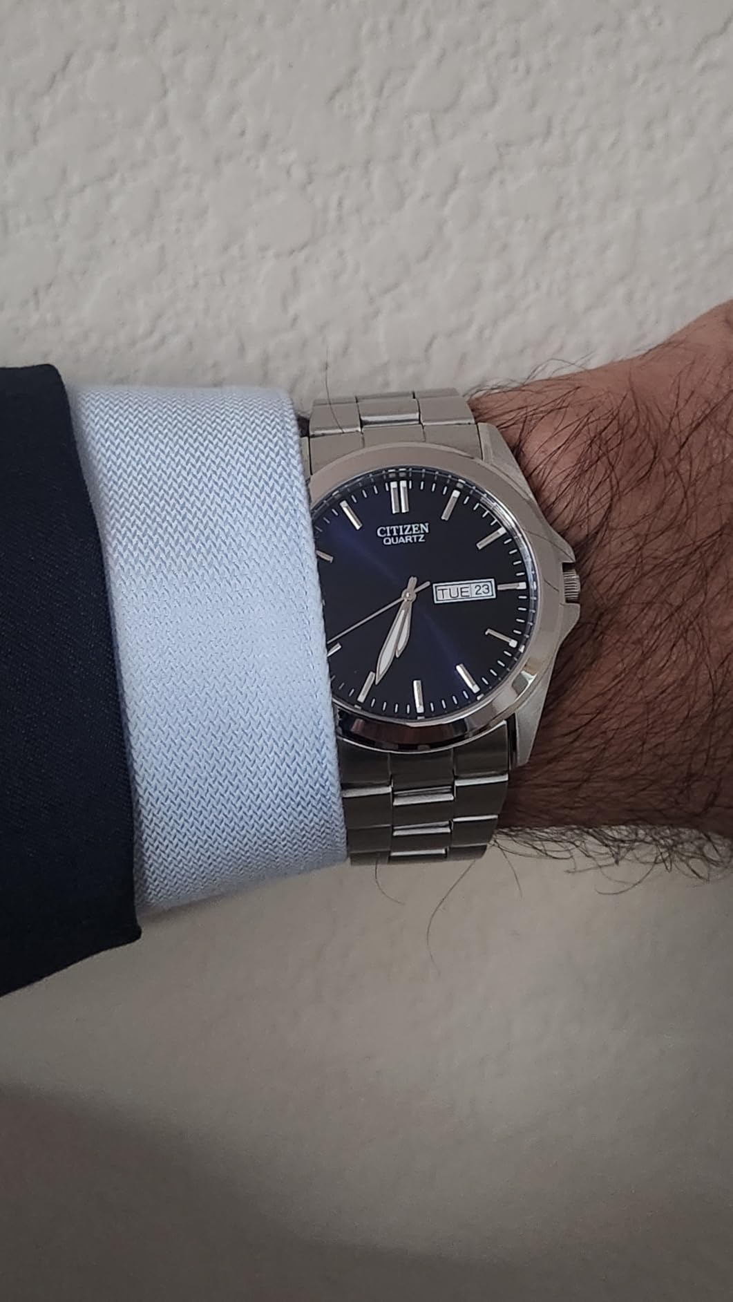 Men's Classic Quartz Watch customer photo 2