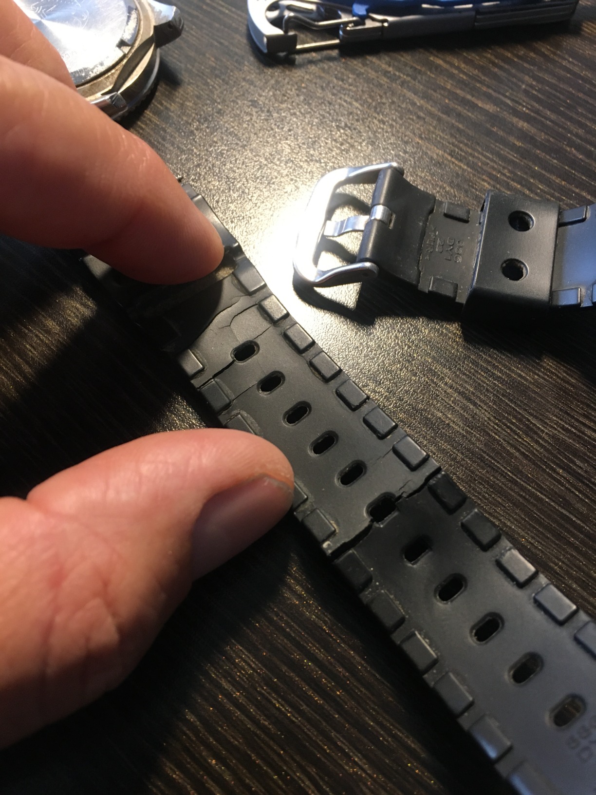 Casio MDV106 Series Men's Dive Watch, 200M WR, Stainless Steel Case, Resin Band customer photo 2