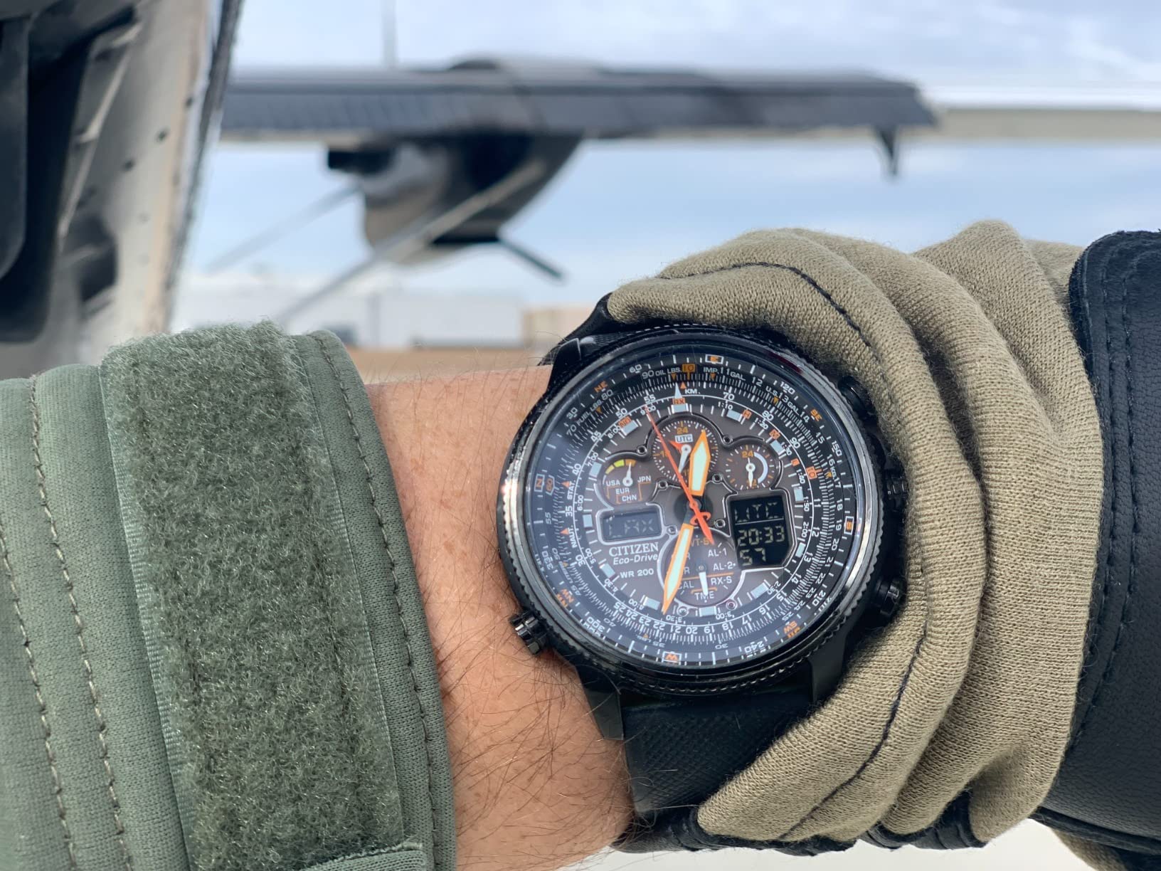 Citizen Men's Promaster Navihawk A-T Eco-Drive Pilot Watch, Atomic Timekeeping, Chronograph customer photo 2