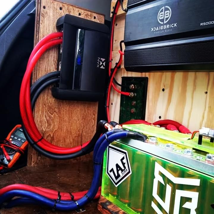 NVX True 10 Farad Stiffening Hybrid Capacitor with Digital Display and Built-in Distribution Block customer photo 2