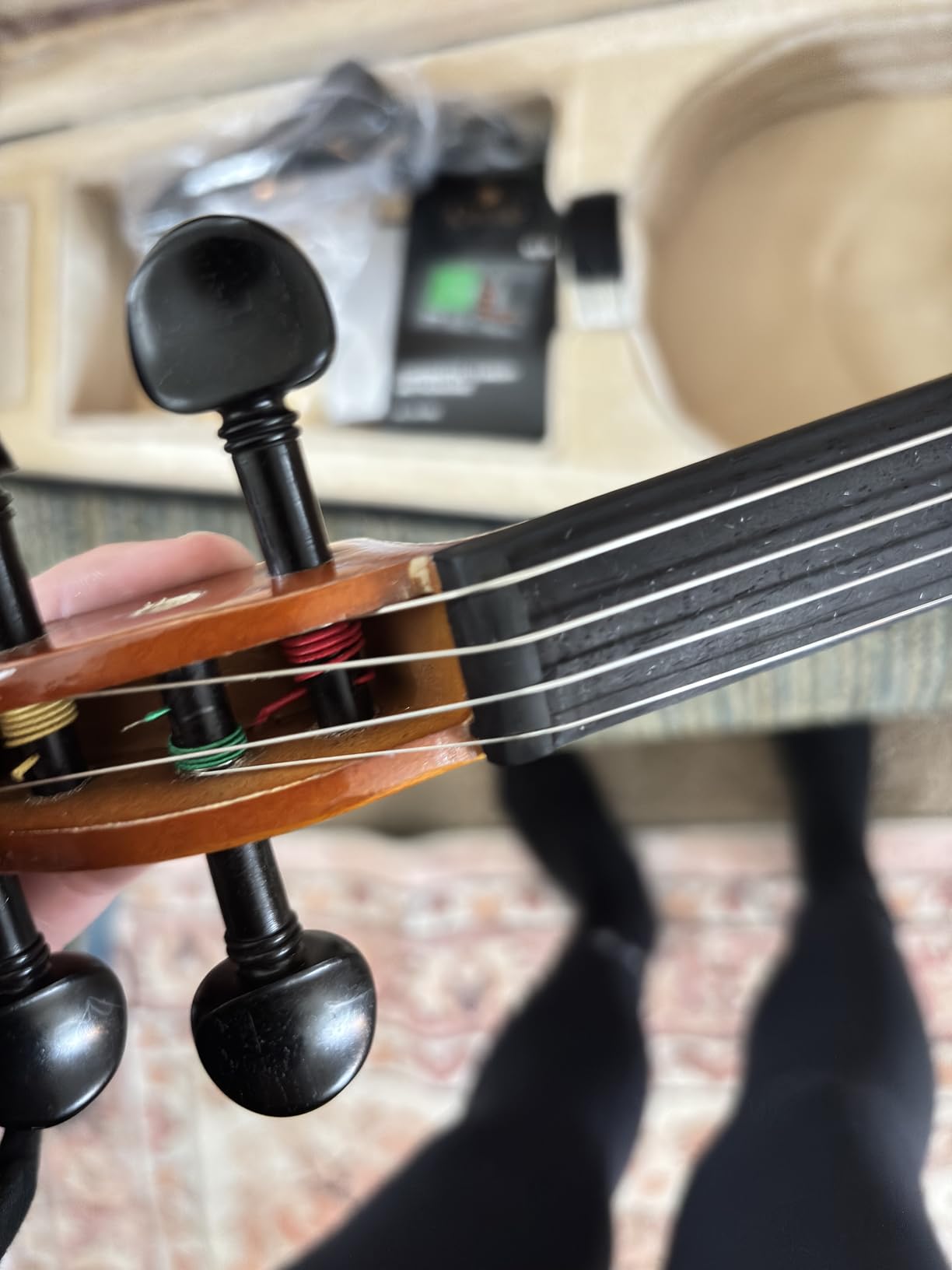 Cecilio 4/4 Violin Set Full Size Fiddle Solidwood Ebony Fitted LEFT-HANDED Violin with D'Addario Prelude Strings | Complete Set with Hard Case, Bows, Tuner, Rosin & Shoulder Rest customer photo 1