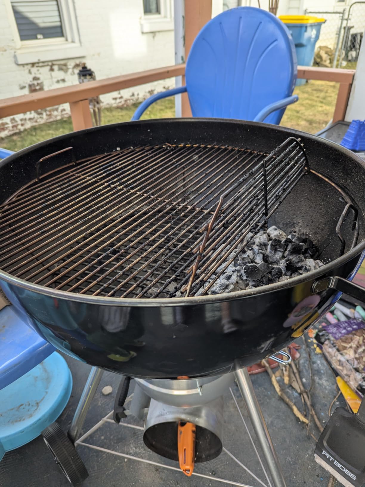 Original Kettle Premium Charcoal Grill, 22-Inch, Black - Outdoor BBQ Grill with Built-In Thermometer, Heat Control Dampers & One-Touch Cleaning System customer photo 1