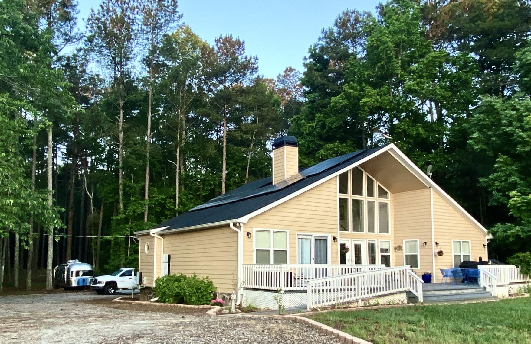 Master Flow GAF 1000 CFM Power Roof Mount Attic Vent Fan with Thermostat (PT6): Easy Installation & Efficient Exhaust Ventillation | Airflow Capacity for attic Spaces Upto 1600 sq.ft. - Mill customer photo 1