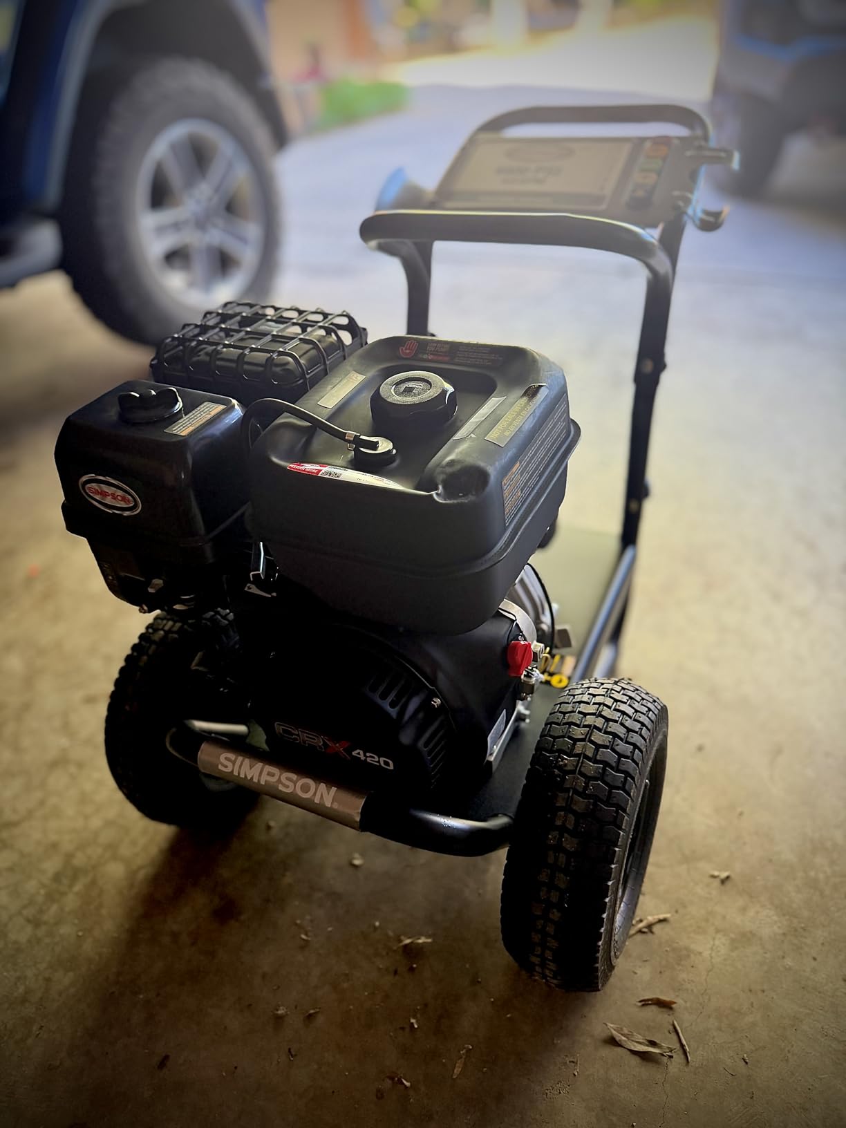 Simpson PowerShot 4400 PSI Gas Pressure Washer, 4.0 GPM, CRX 420cc Engine, AAA Triplex Pump, 50' Hose, 5 Nozzles, Welded Steel Frame, 49-State Compliant, PS60843 customer photo 2