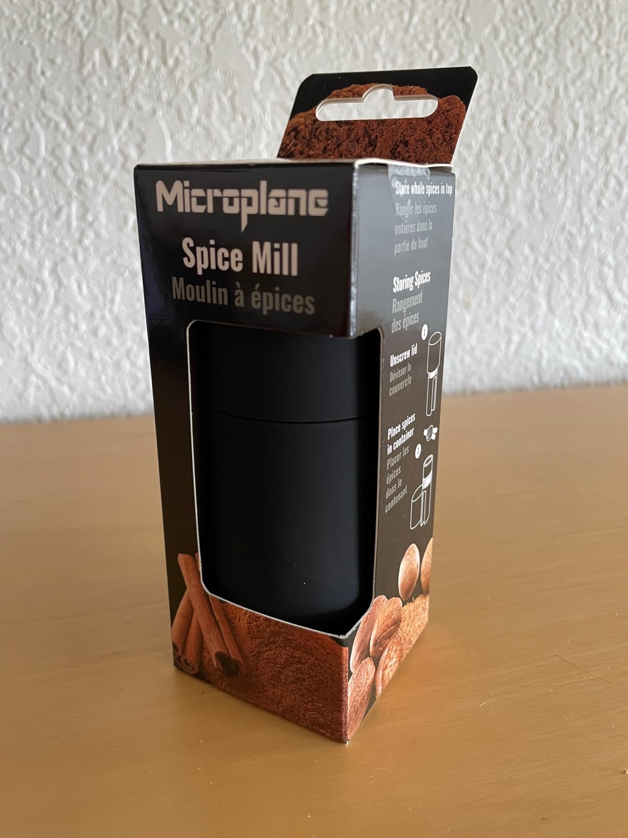 Microplane Manual Spice Mill - Cinnamon Grinder and Nutmeg Grater (Stainless Steel) customer photo 1