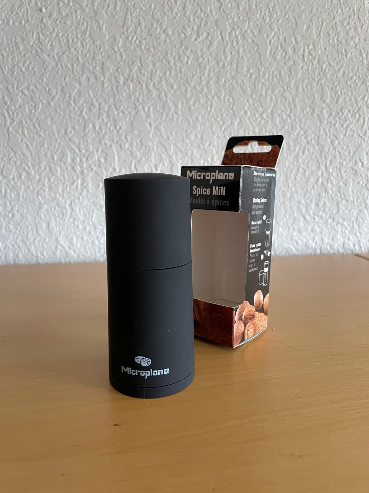 Microplane Manual Spice Mill - Cinnamon Grinder and Nutmeg Grater (Stainless Steel) customer photo 2