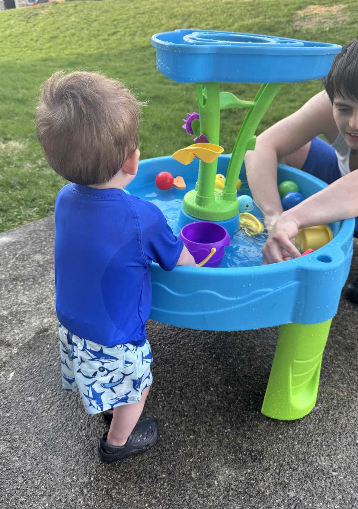 Step2 Summer Showers Splash Tower Water Table for Kids, Outdoor Kids Water Sensory Table, Ages 1.5+ Years Old, 8 Piece Water Toy Accessories, Blue and Green customer photo 2