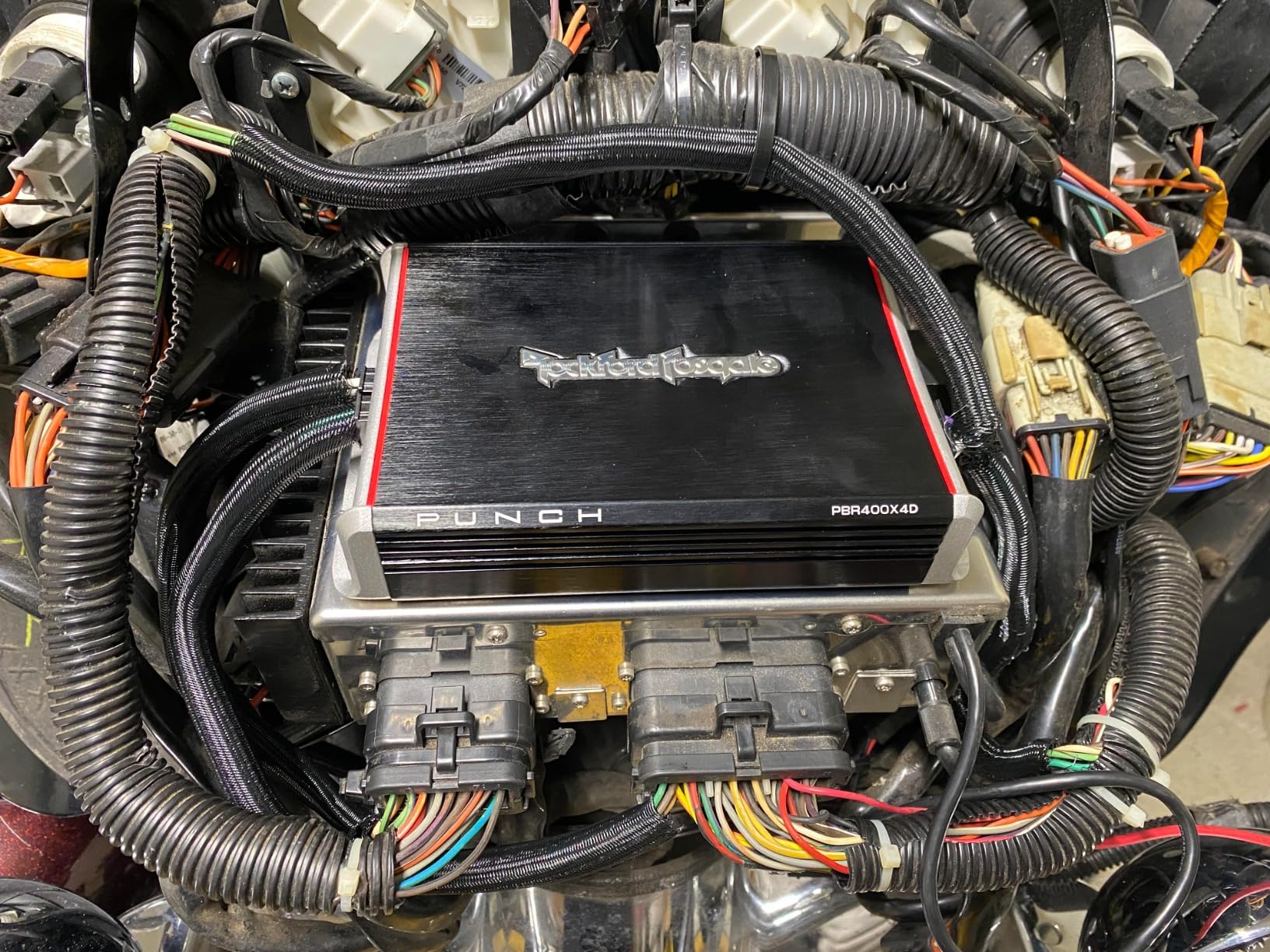 Rockford Fosgate Punch PBR400X4D Compact Chassis 400-Watt Full-Range 4-Channel Amplifier customer photo 1