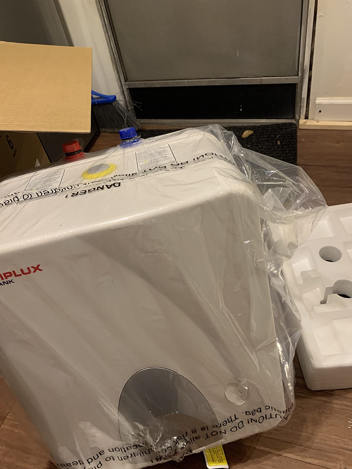 CAMPLUX Electric Mini-Tank Water Heater ME40 4.0 Gallons, Point of Use No Wait for Hot Water Under Kitchen Sink 120V 1440W, Wall or Floor Mounted, UL Listed customer photo 2