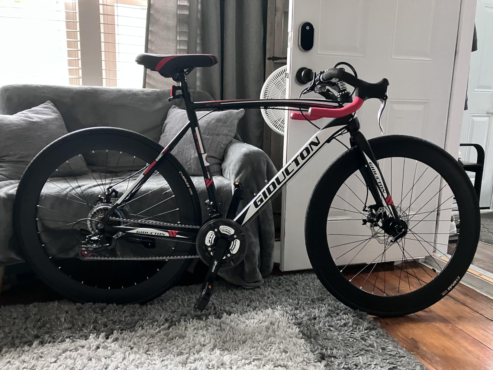 EUROBIKE Bikes EURXC550 21 Speed Road Bike 700C Wheels Road Bicycle Dual Disc Brake customer photo 1