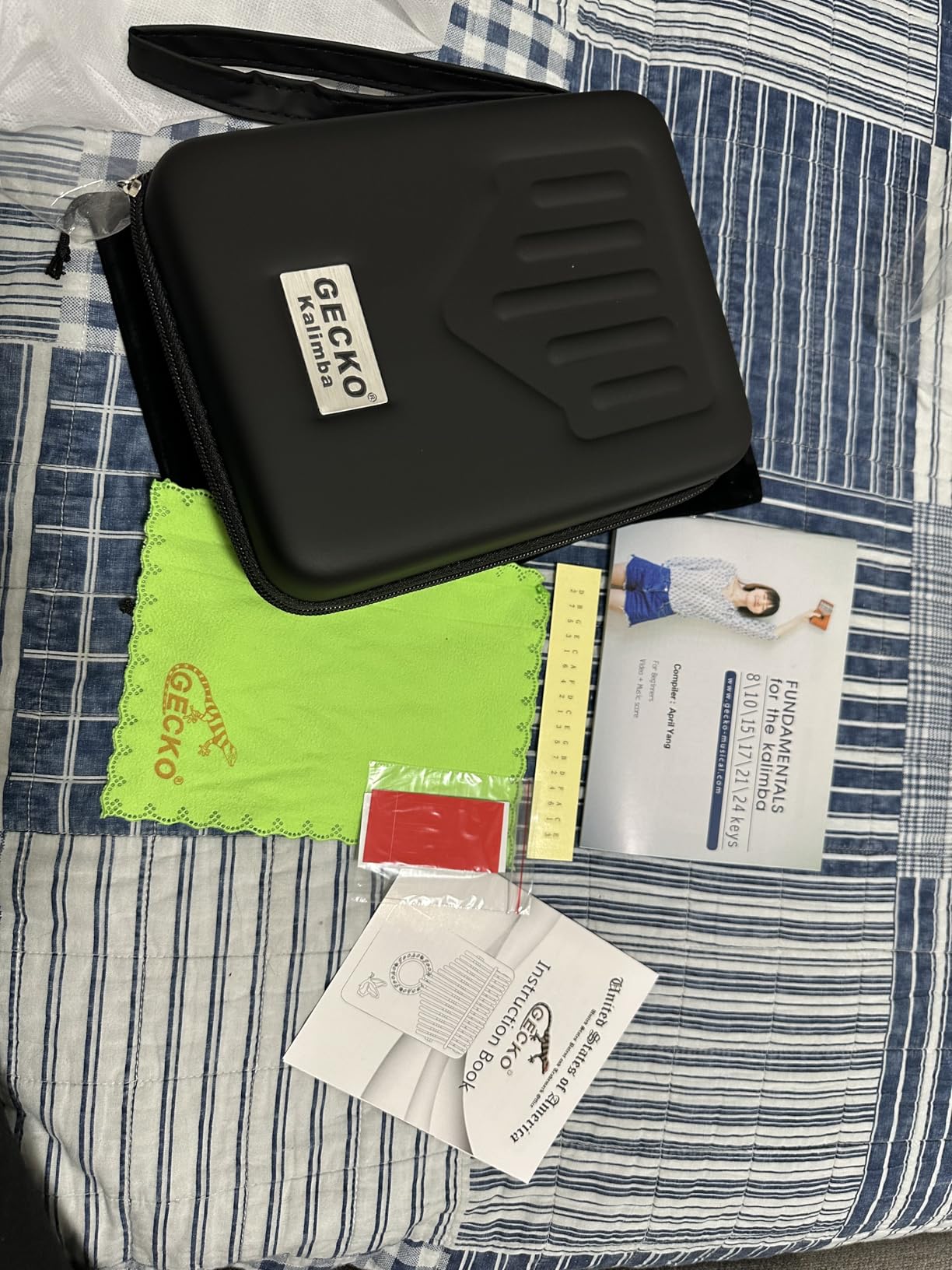 GECKO Kalimba 17 Keys Thumb Piano with Waterproof Protective Box, Tune Hammer and Study Instruction customer photo 2