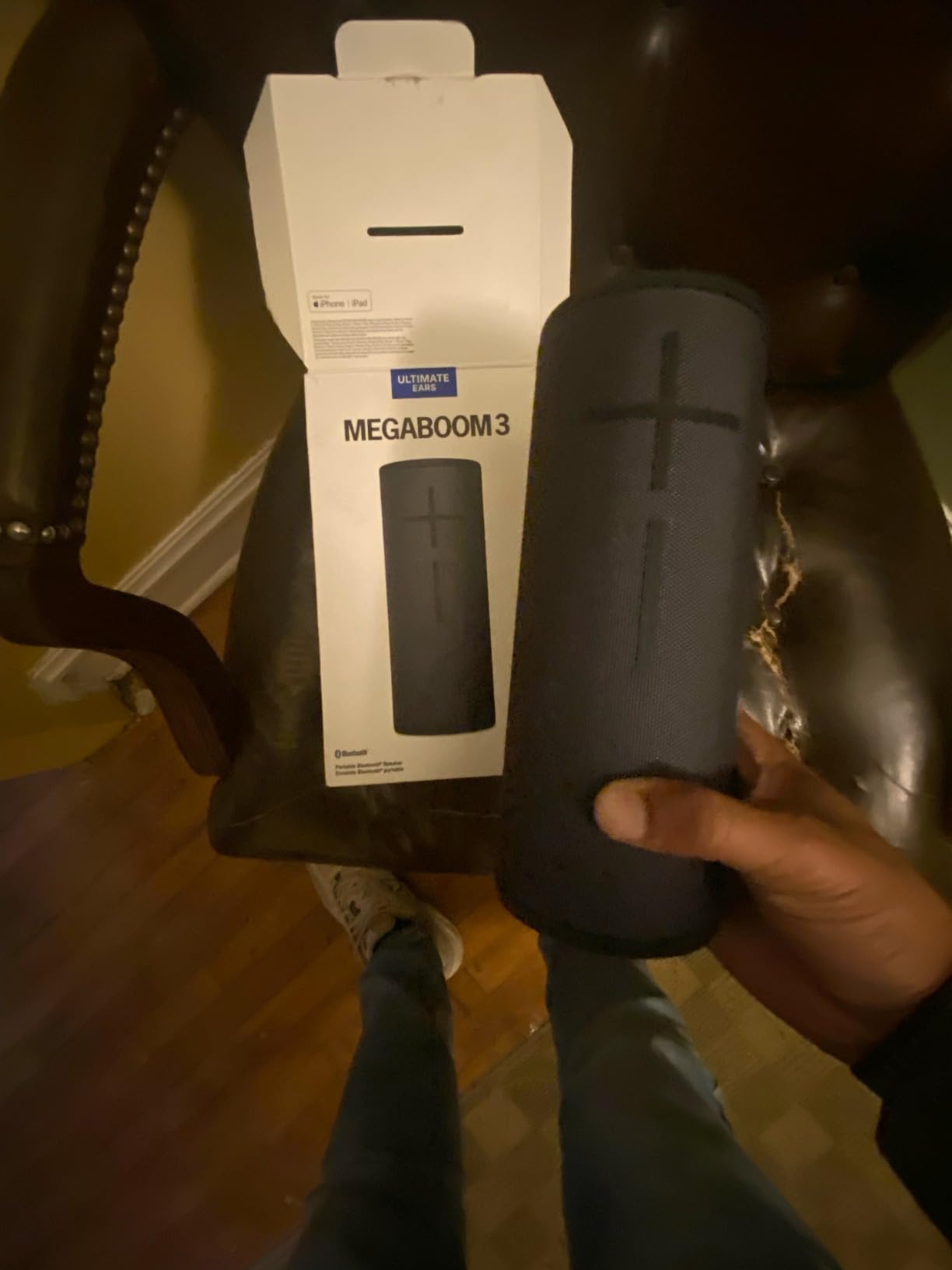 Ultimate Ears MEGABOOM 3 Portable Wireless Bluetooth Speaker (Powerful Sound + Thundering Bass, Bluetooth, Magic Button, Waterproof, Battery 20 Hours) - Lagoon Blue customer photo 2