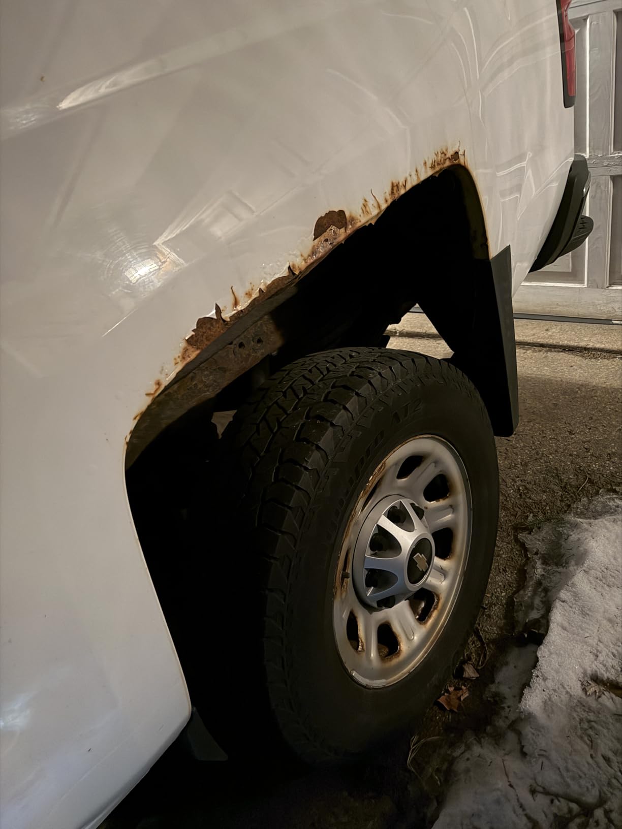 Tyger Auto Fender Flare Compatible with 2014-2018 Chevy Silverado 1500; 2015-2019 2500 3500HD 6.5' & 8' Bed, Fine-Textured Black Paintable Factory Style 6pc | TG-FF6C4368 customer photo 1