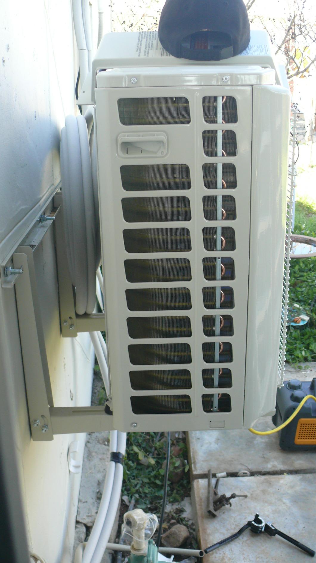 Cooper & Hunter 18,000 BTU 2-Zone Wall Mount Mini Split, 22.5 SEER, 230V | 12K+12K BTU, 25FT Install Kits, Smart Kits, Heat Pump, 1.5 Ton, Inverter, Pre-Charged R-410A, Ductless customer photo 1