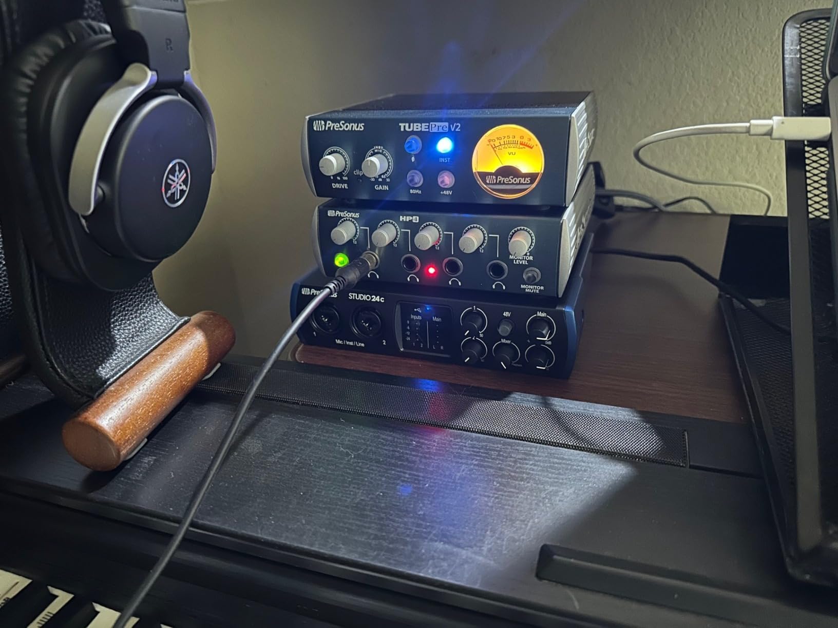 PreSonus Studio 24c 2x2, 192 kHz, USB Audio Interface with Studio One DAW Recording Software | 2 XLR-1/4 Combo Inputs with Xmax-L Preamps, USB-C Bus-Powered, Midi I and O, 2 Trs Outputs, Headphone Out customer photo 1