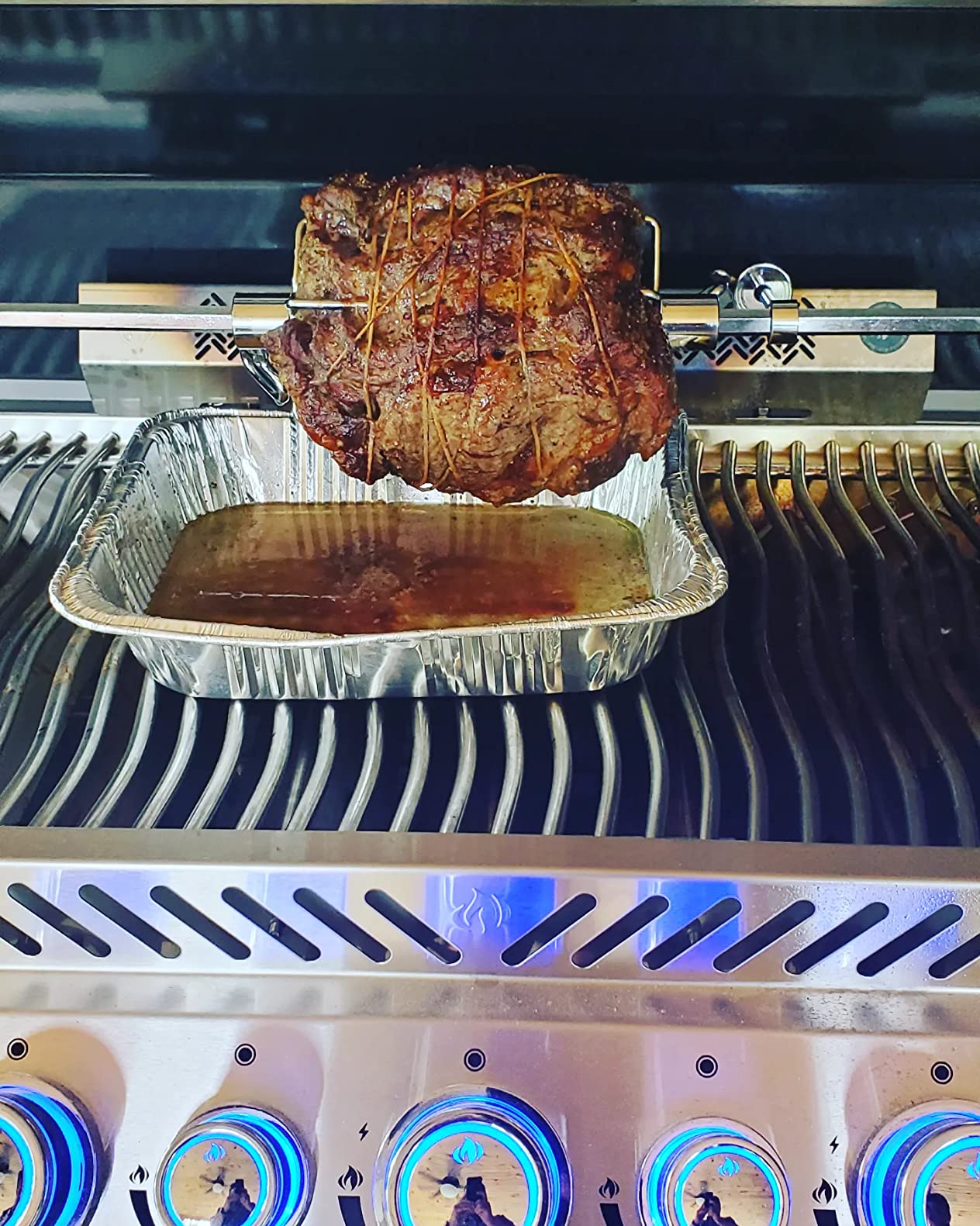 Napoleon BIPRO825RBINSS-3 Built-in Prestige PRO 825 RBI Natural Gas Grill Head, sq.in. + Infrared Bottom and Rear Burner, Stainless Steel customer photo 1