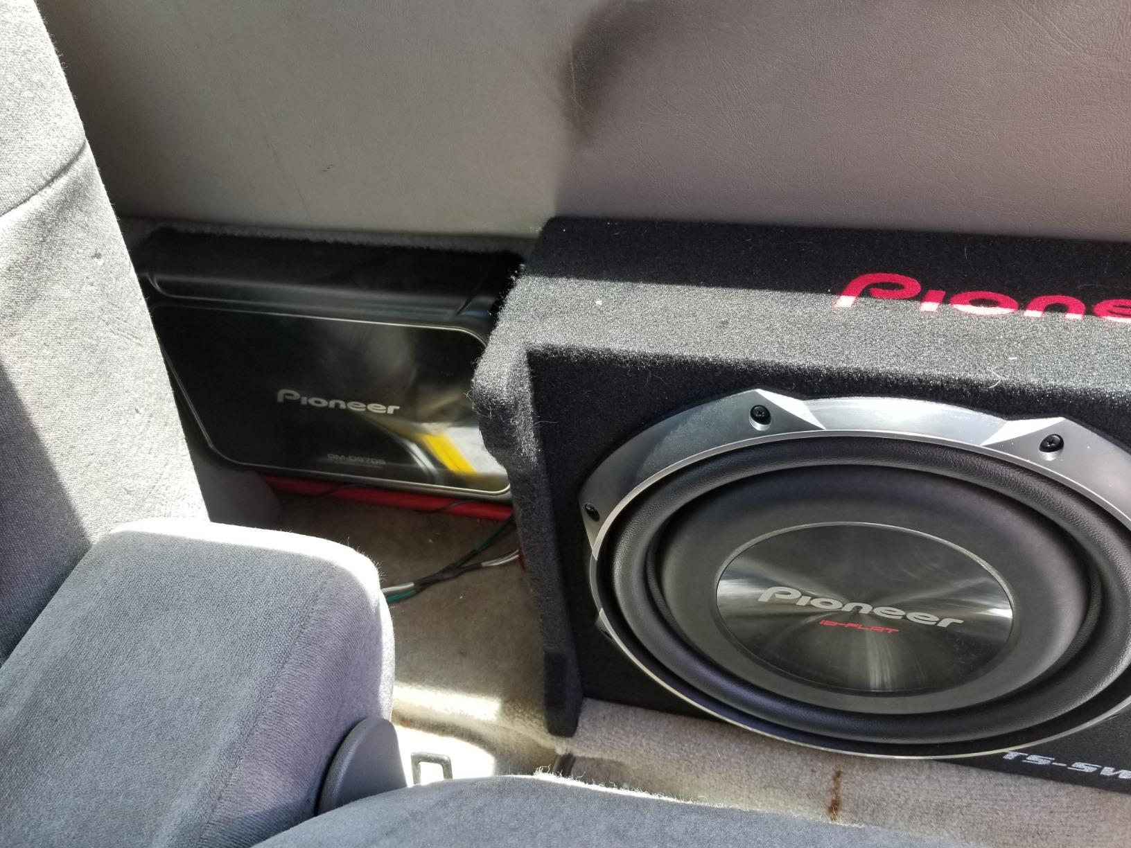 Pioneer GM-D9705 GM Series 2,000-Watt 5-Channel Class D Amp customer photo 2