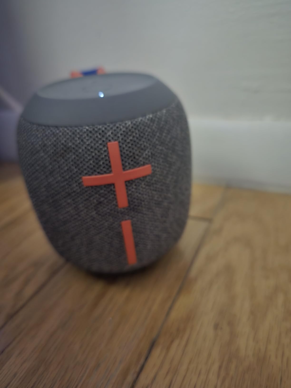 Ultimate Ears WONDERBOOM 2, Portable Wireless Bluetooth Speaker, Big Bass 360 Sound, Waterproof/Dustproof IP67, Floatable, 100 Ft Range - Crushed Ice Grey, Single customer photo 2
