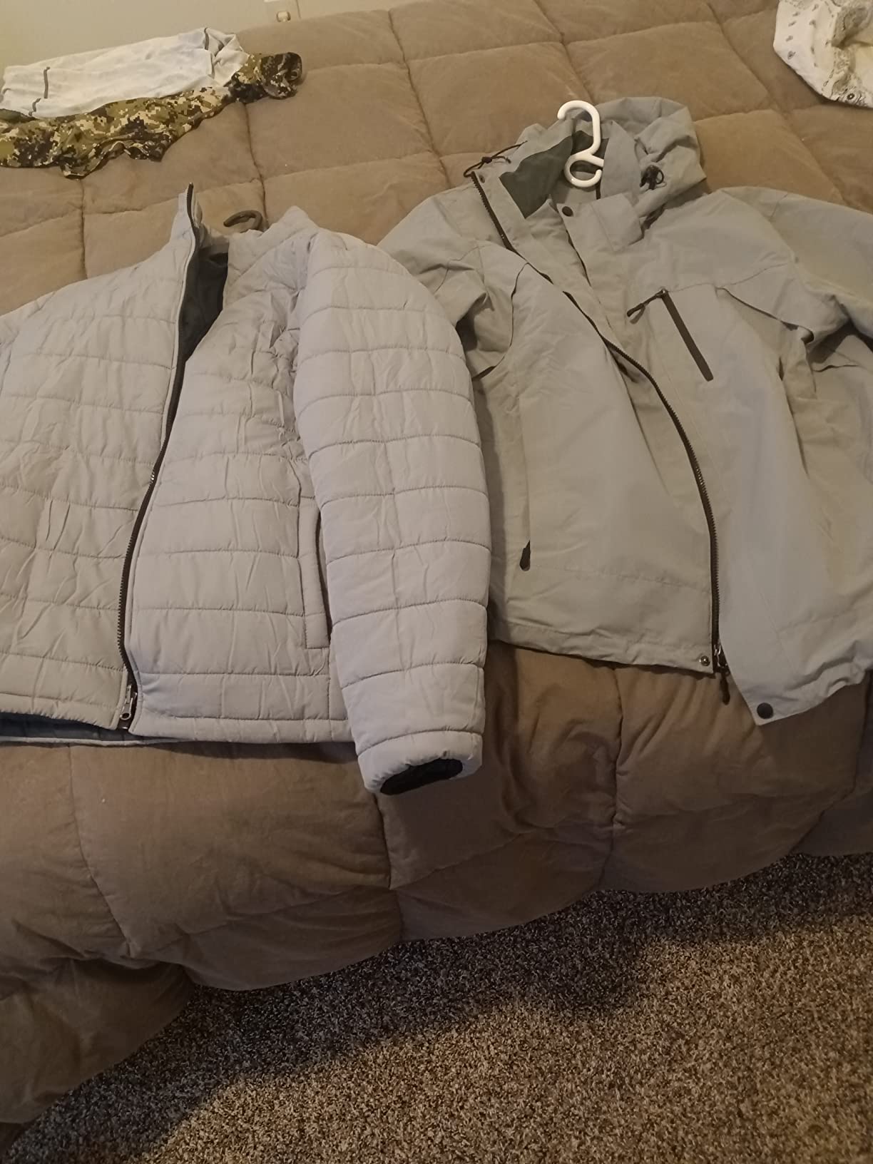Wantdo Men's 3 in 1 Ski Jacket Winter Jackets with Detachable Puffer Coat customer photo 1