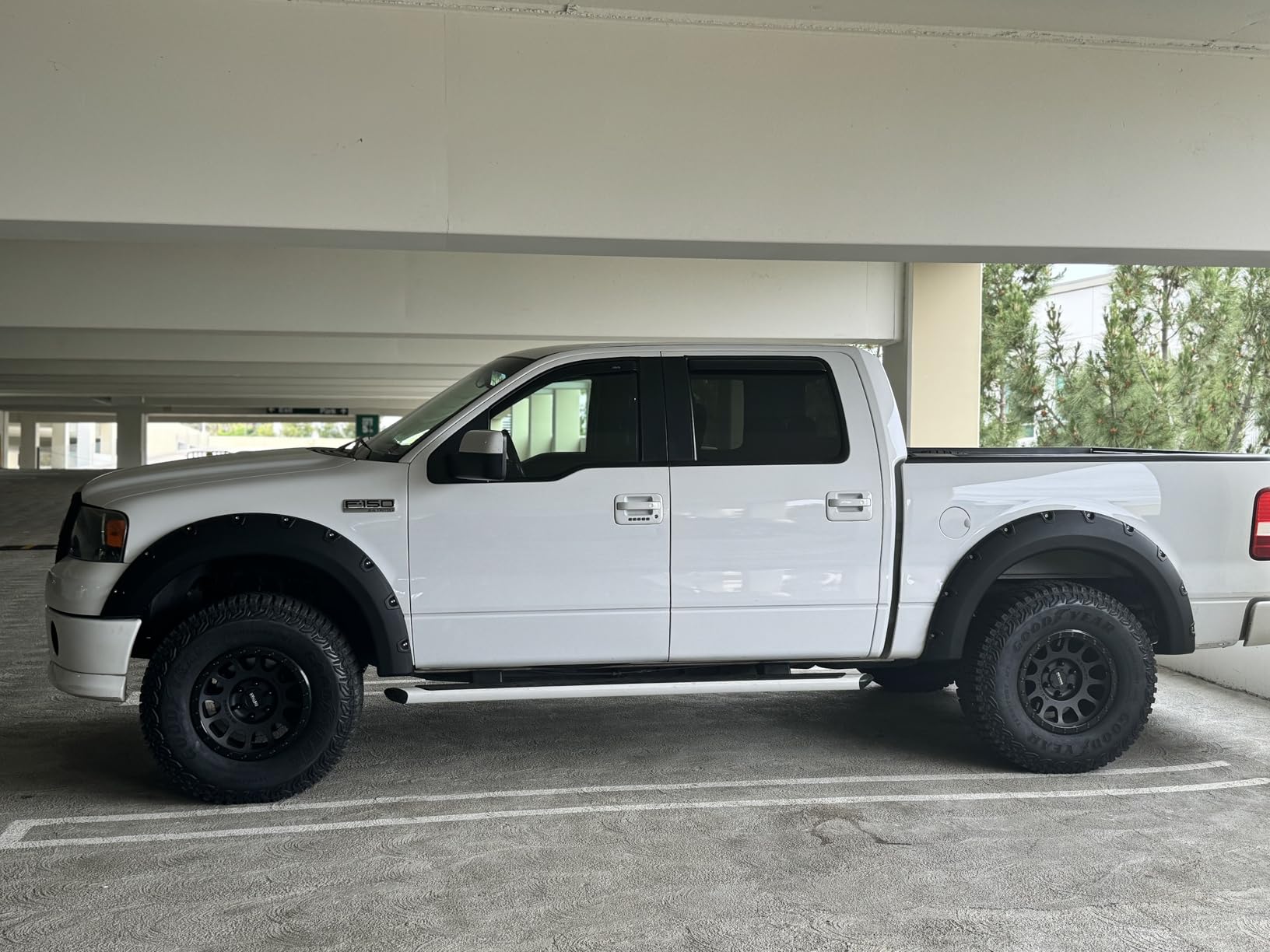 Tyger Auto Fender Flare Compatible with 2004-2008 Ford F-150 (Exclude Heritage); 2006-2008 Lincoln Mark LT Fleetside, Rough Textured Black Bolt-Riveted Style 4pc | TG-FF8F4017 customer photo 1
