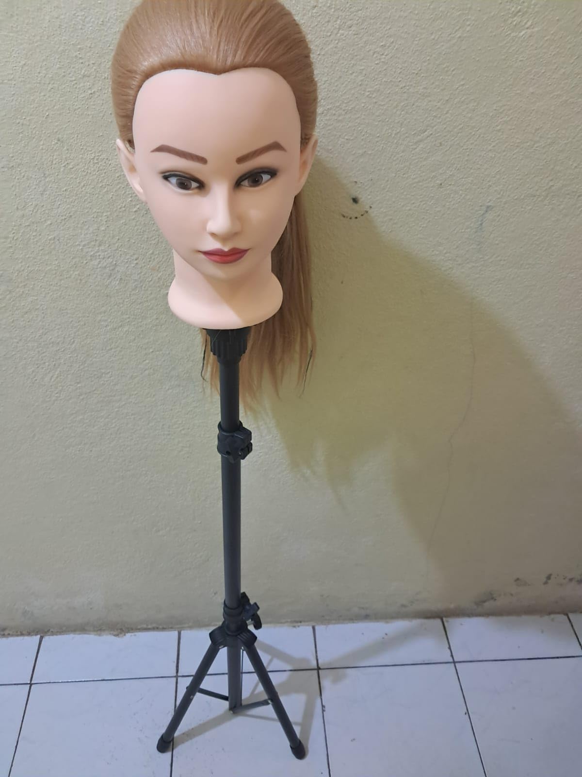 Klvied Reinforced Wig Stand Tripod for Mannequin Heads, Adjustable 34.64-51.48 Inch Wig Head Stand with 0.8 Inch Top Base, Carrying Bag, T-Pins, Wig Caps, Comb and Hair Clips customer photo 2