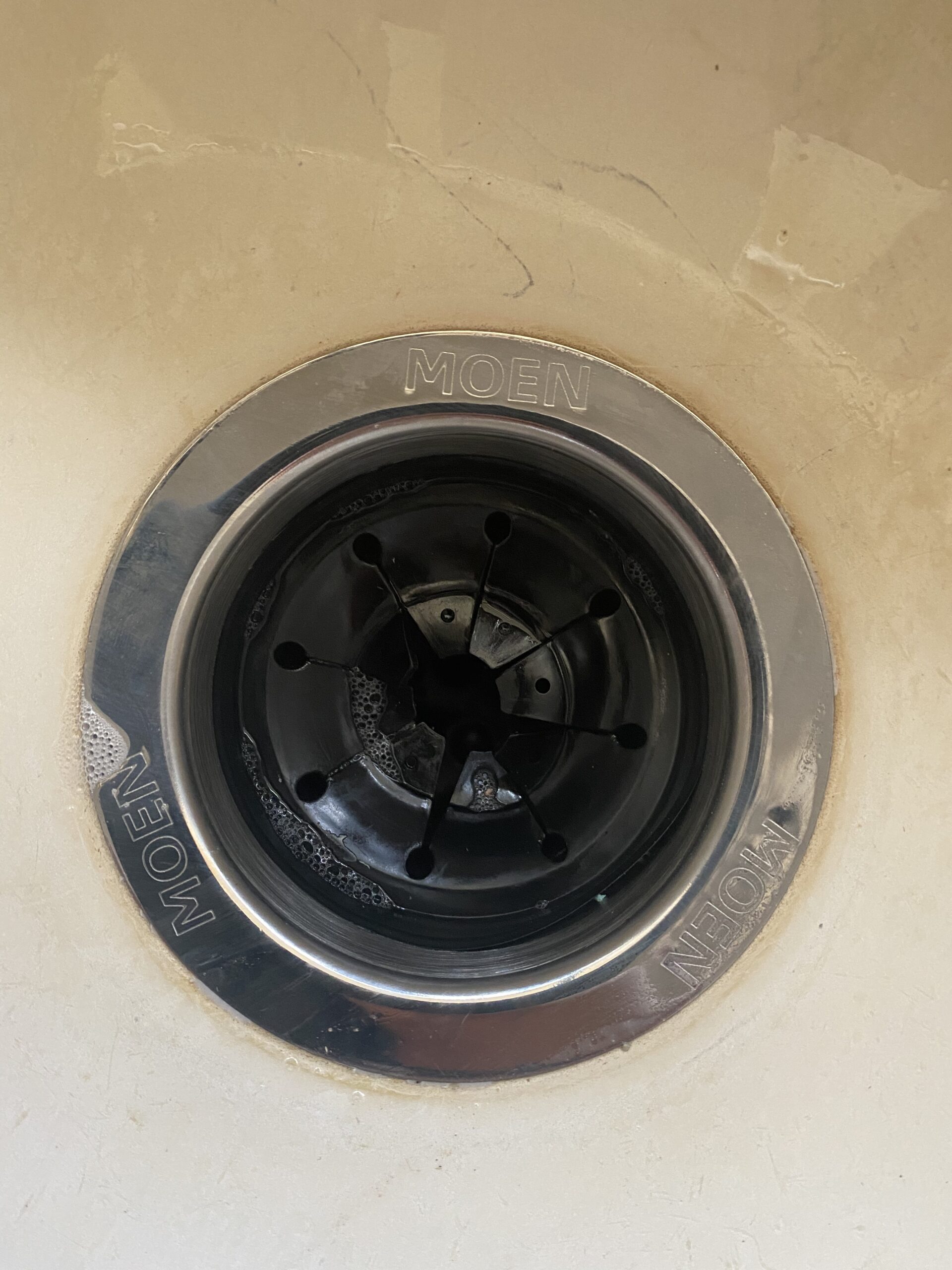 Moen Chef Series 1 HP Continuous Feed Lighted Garbage Disposal with Sound Reduction for Under Sink, Power Cord Included, EXL100C customer photo 2