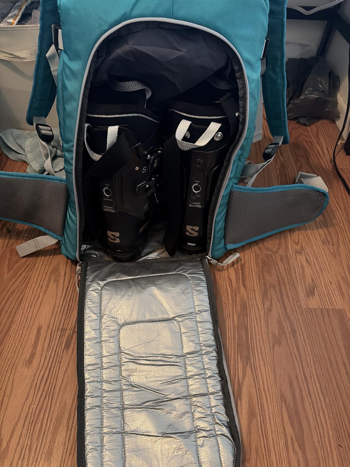Unigear Ski Boot Bag Backpack for Helmet 50L/70L, Goggles, Gloves, Skis, Snowboard & Accessories customer photo 2