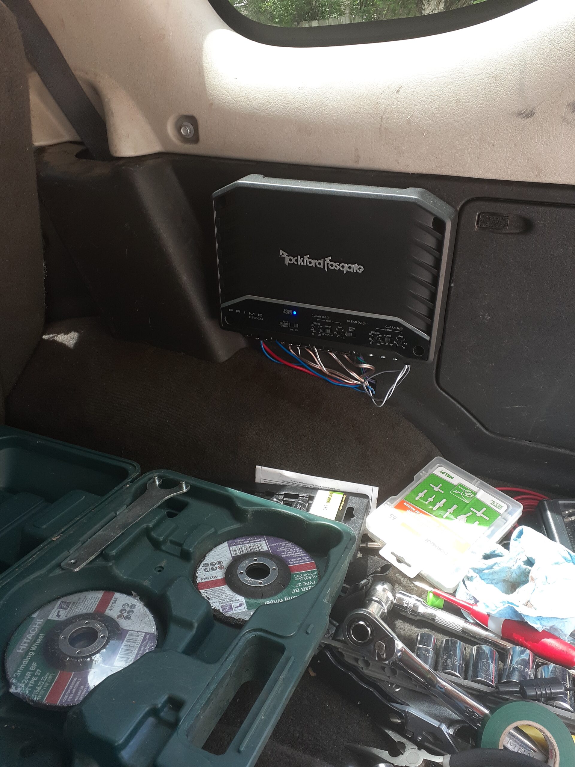 Rockford Fosgate R2-300X4 Prime 300-Watt 4-Channel Amplifier customer photo 1