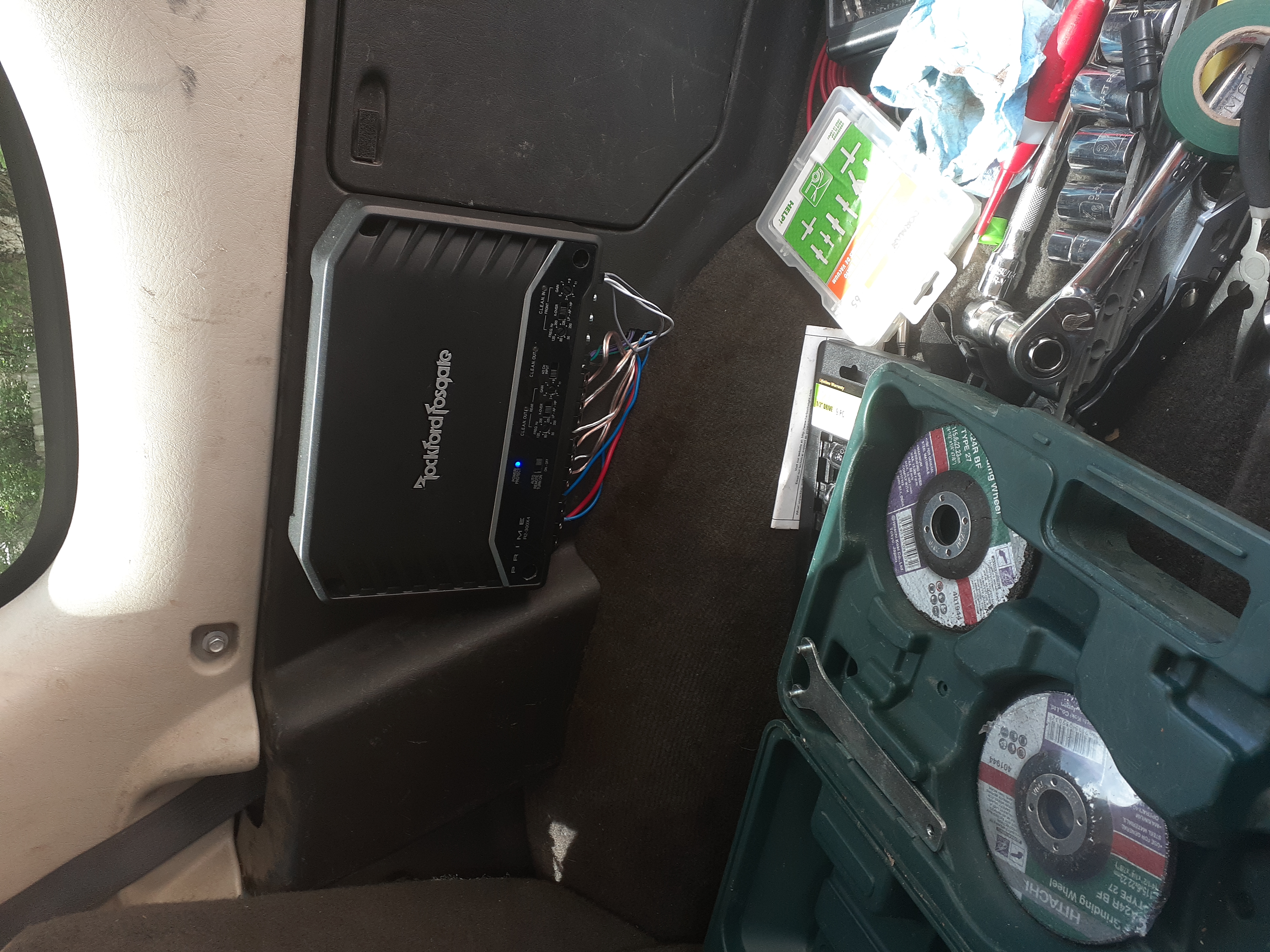 Rockford Fosgate R2-300X4 Prime 300-Watt 4-Channel Amplifier customer photo 1