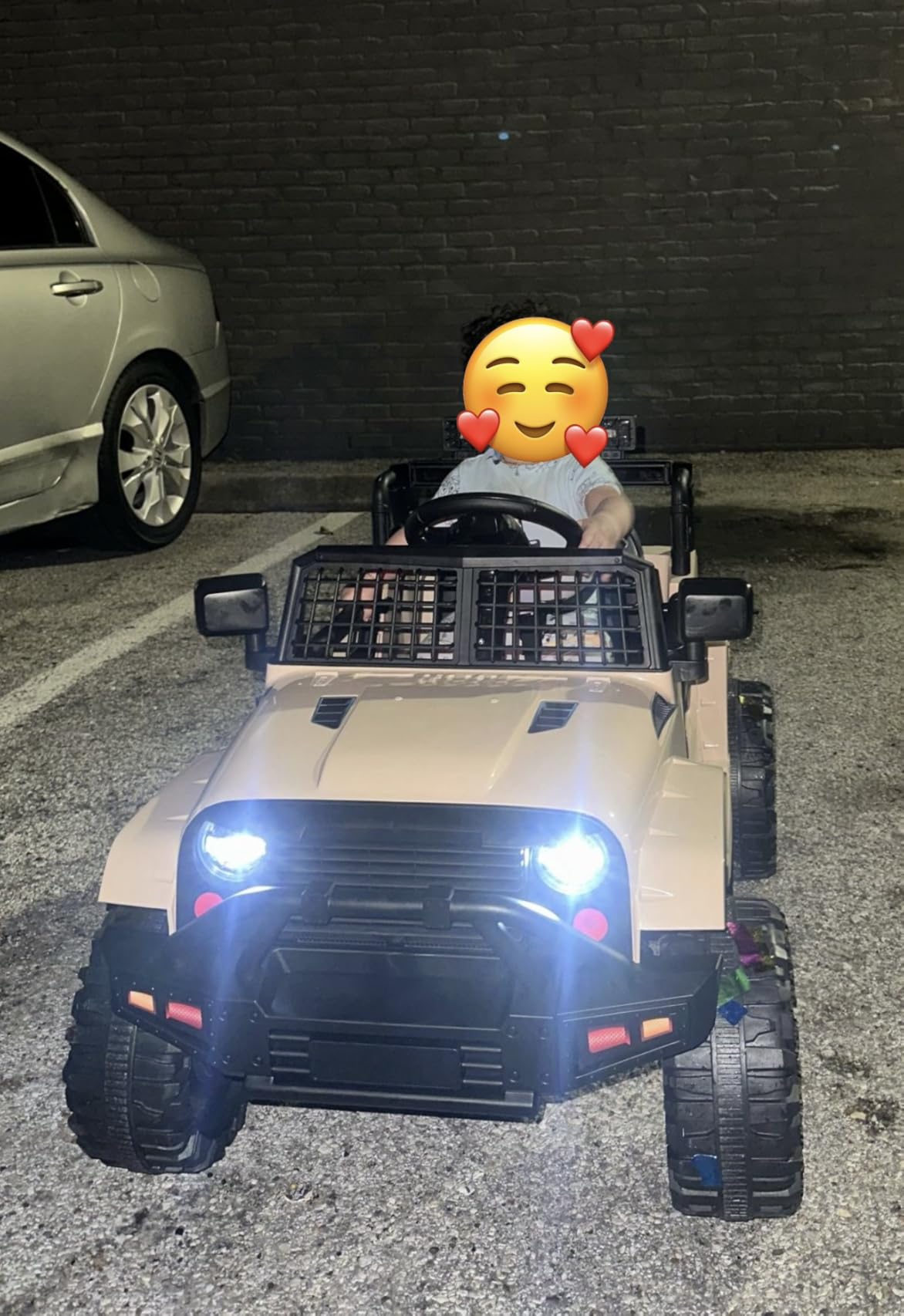 Best Choice Products 12V Kids Electric Vehicle Toy Ride On Car with Parent Remote Control for Toddlers, Seat Harness, 61 lbs Weight Capacity, Locking Doors, Spring Suspension, Bluetooth - Black customer photo 2