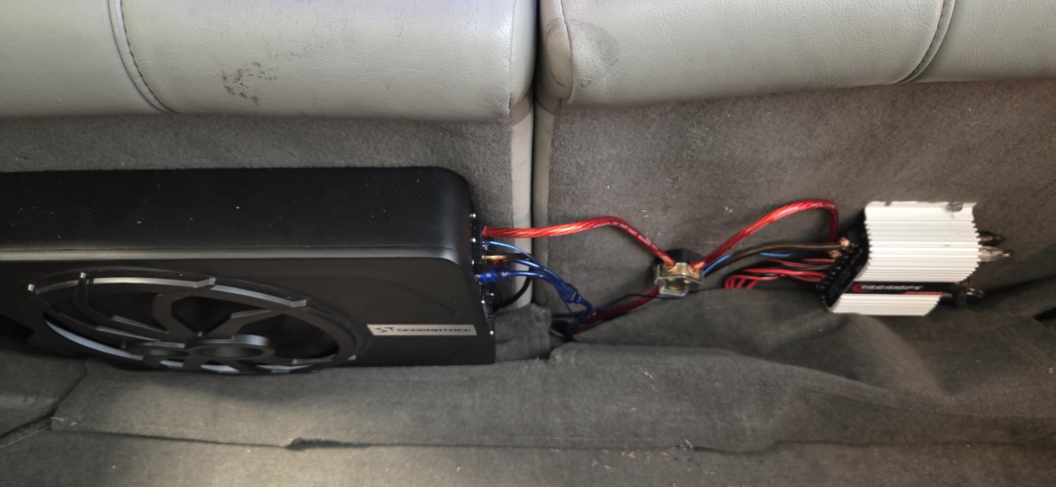 Taramps TS 400x4 400 watts RMS 4 Channels Full Range Car Audio Amplifier, 2 Bridged Channels, RCA Input Class D, Output Power, Multichannel Amplifier System, Small - TS400X4 customer photo 2
