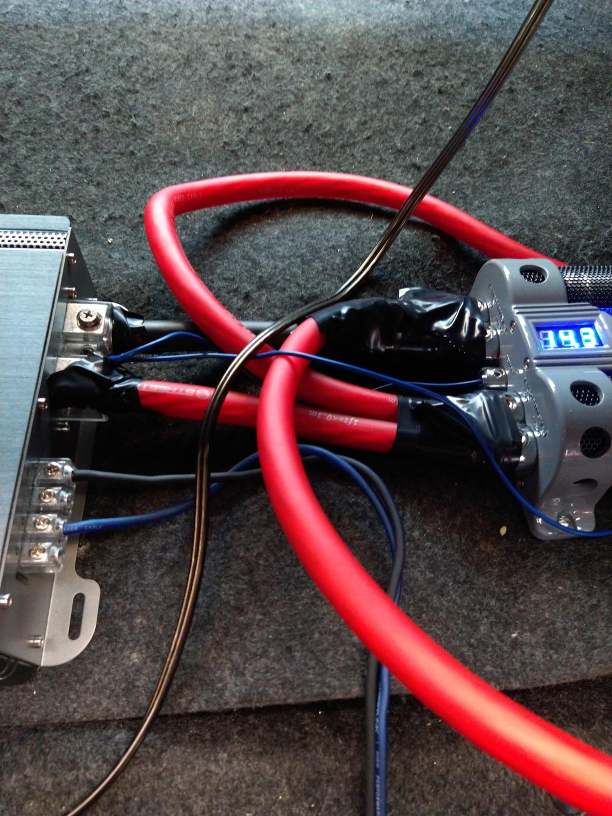 Rockville RFC50F v2 50 Farad Car Audio Capacitor, 3-Digit Super Bright Blue LED Voltage Display customer photo 1