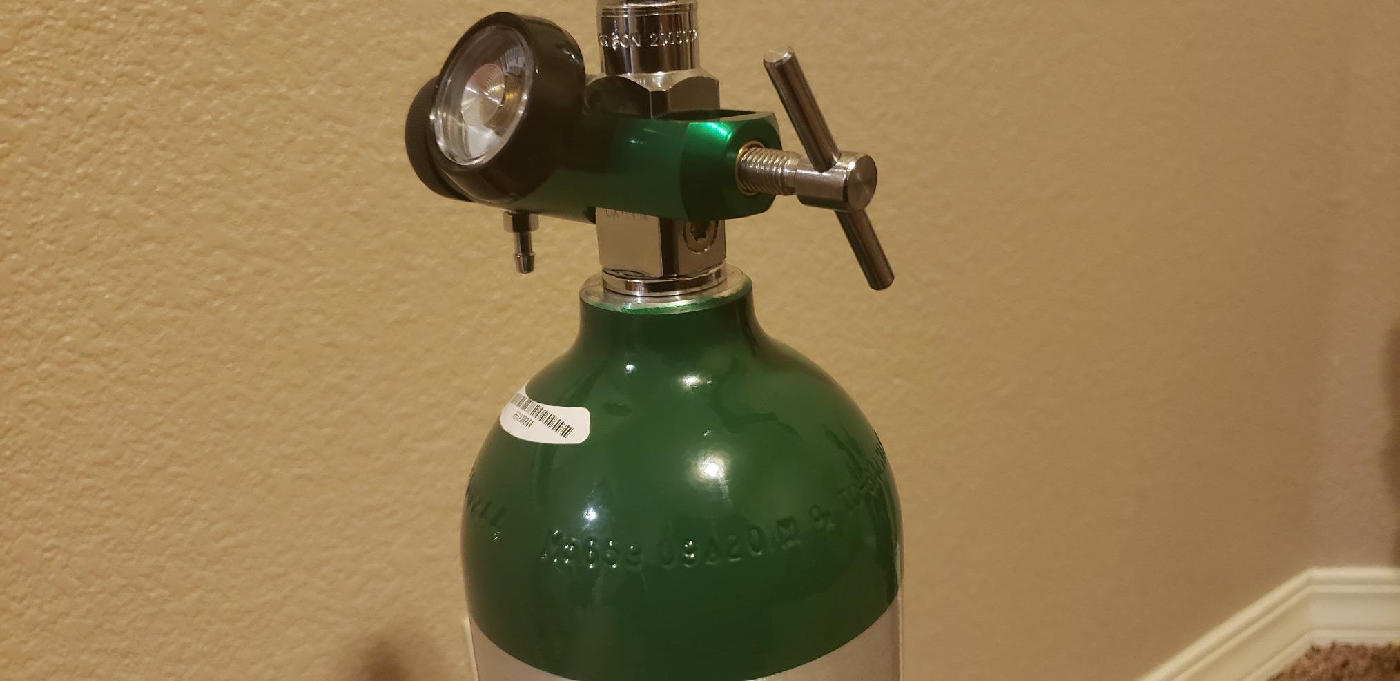 ICS Industries - Medical Oxygen Cylinder with CGA870 Post Valve - E Size 23.9 cf (ME) customer photo 1