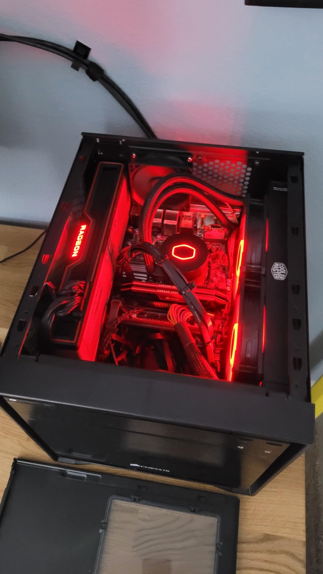 CoolerMaster MasterLiquid ML240L RGB V2, Close-Loop AIO CPU Liquid Cooler, Gen3 Dual Chamber Pump, 240mm Radiator, SickleFlow 120 PWM ARGB, AMD Ryzen AM5/AM4, Intel LGA1700/1200 customer photo 2