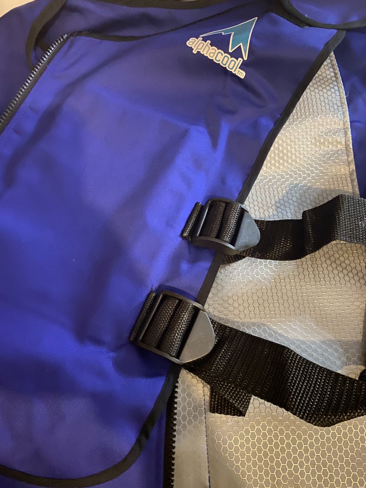 Alphacool Arctic Cooling Ice Vest with Self-Fill Reusable Ice Packs customer photo 2