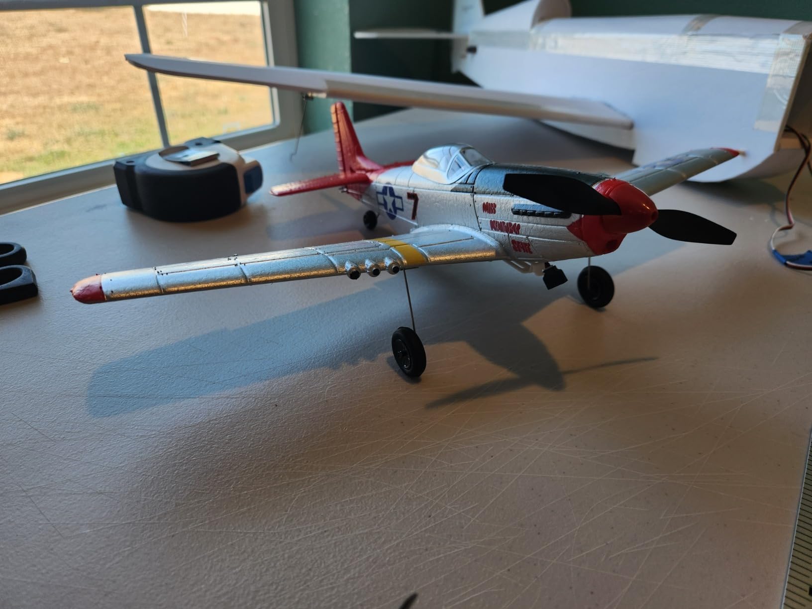LEAMBE 4 Channel RC Plane, Ready to Fly Aerobatic Aircraft, P51 Mustang RC Airplane for Beginners customer photo 1