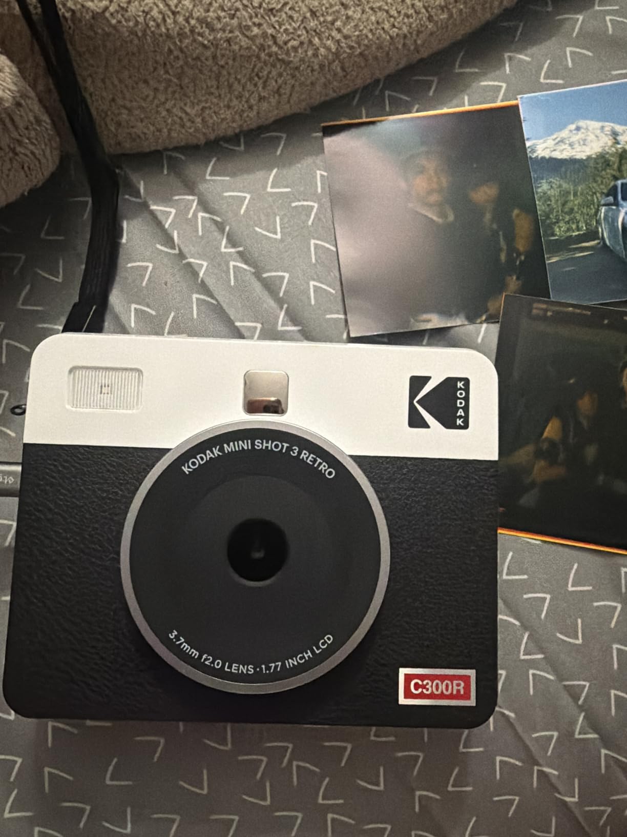 KODAK Mini Shot 3 Retro 3x3 Instant Camera, Photo Printer, 38 Sheet, Yellow | Bluetooth, iPhone & Android Smartphone Compatible, 13MP Camera, Retake Before Printing, Water, Fingerprint & Fade Resistant customer photo 2