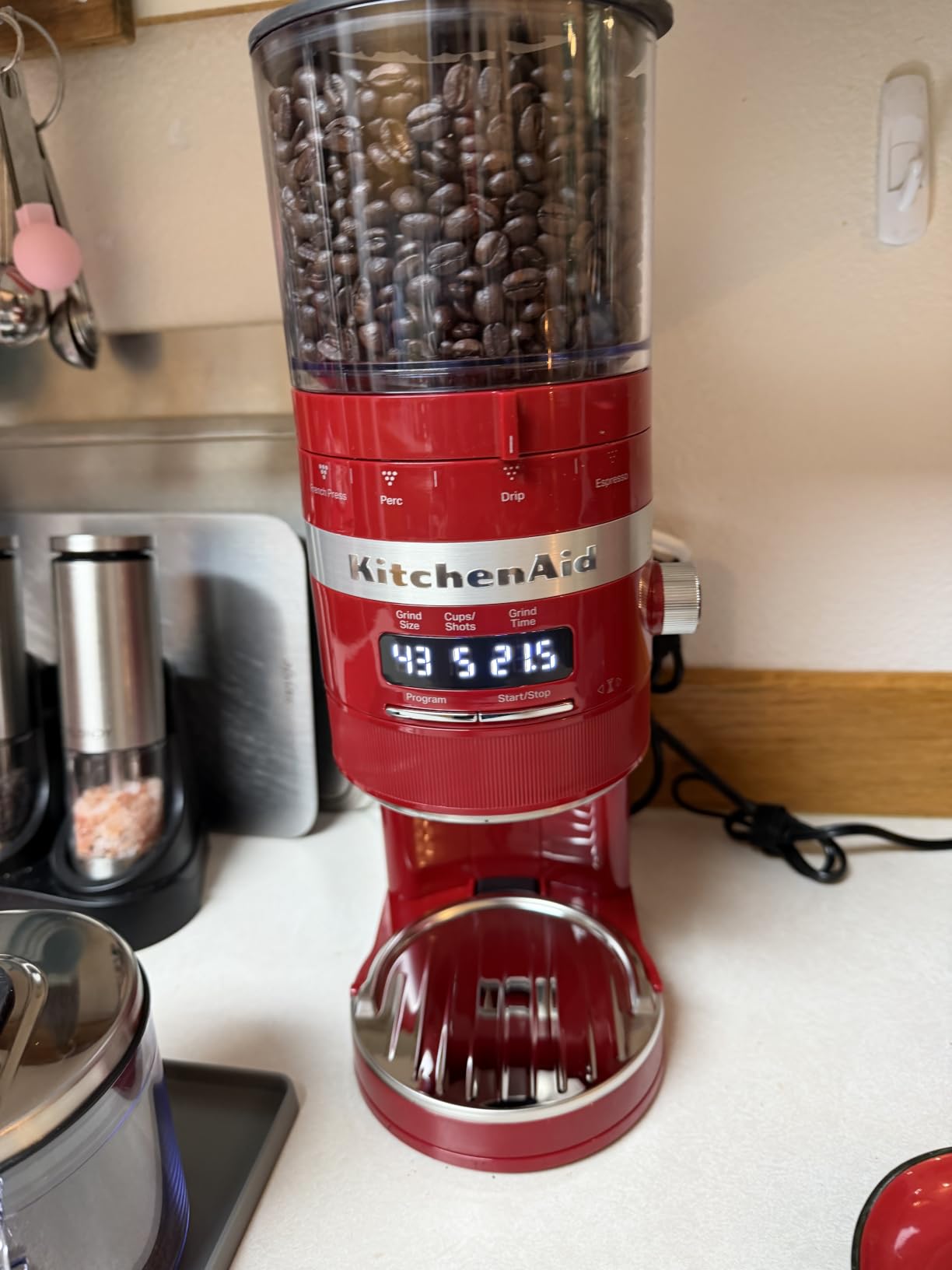 KitchenAid Burr Coffee Grinder, KCG8433, Onyx Black customer photo 2