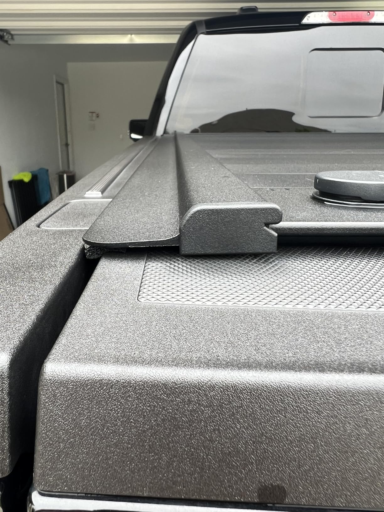 RealTruck Retrax RetraxPRO MX Retractable Truck Bed Tonneau Cover | 80378 | Fits 2021 - 2025 Ford F-150 (incl. Raptor/Lightning) 5' 7