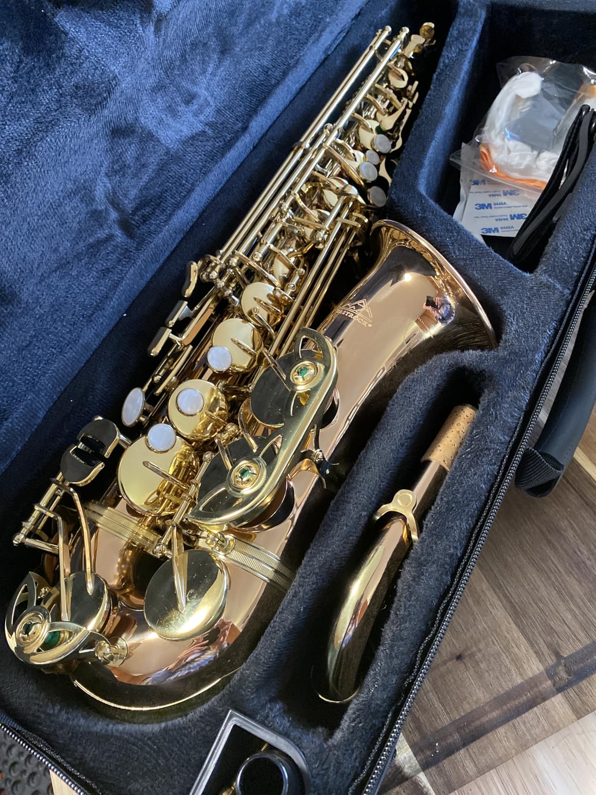 EASTROCK Purple/Golden Alto Saxophone E Flat Sax Full Kit for Students Beginner with Carrying Case, Mouthpiece, Mouthpiece Cushion Pads, Cleaning Cloth & Cleaning Rod, White Gloves, Neck Strap customer photo 2