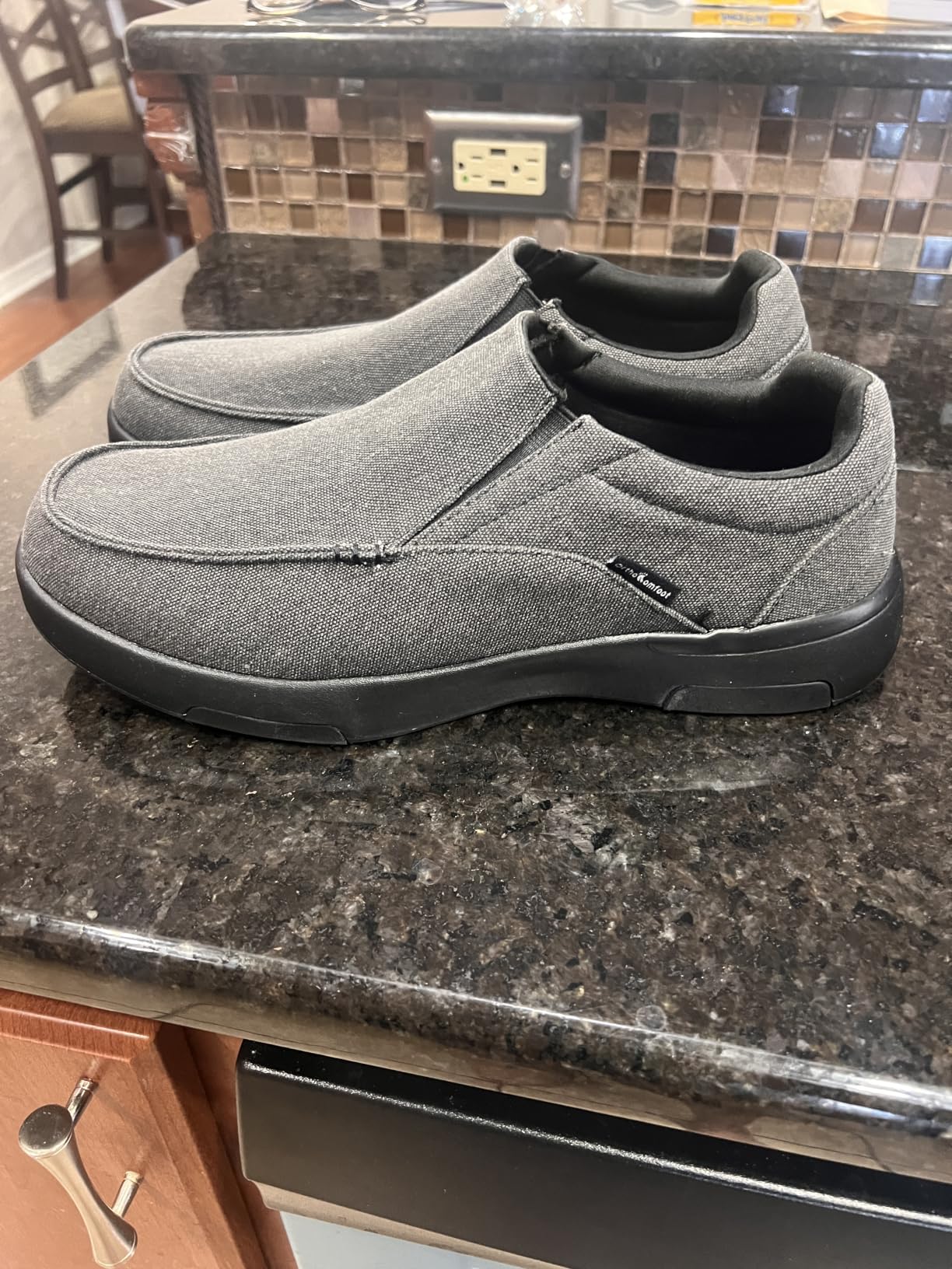 OrthoComfoot Men's Orthopedic Comfortable Slip-On Shoes with Arch Support, Orthotic Loafers for Plantar Fasciitis, Canvas Leisure Vintage Flat Walking Shoes for Foot and Heel Pain Relief customer photo 2