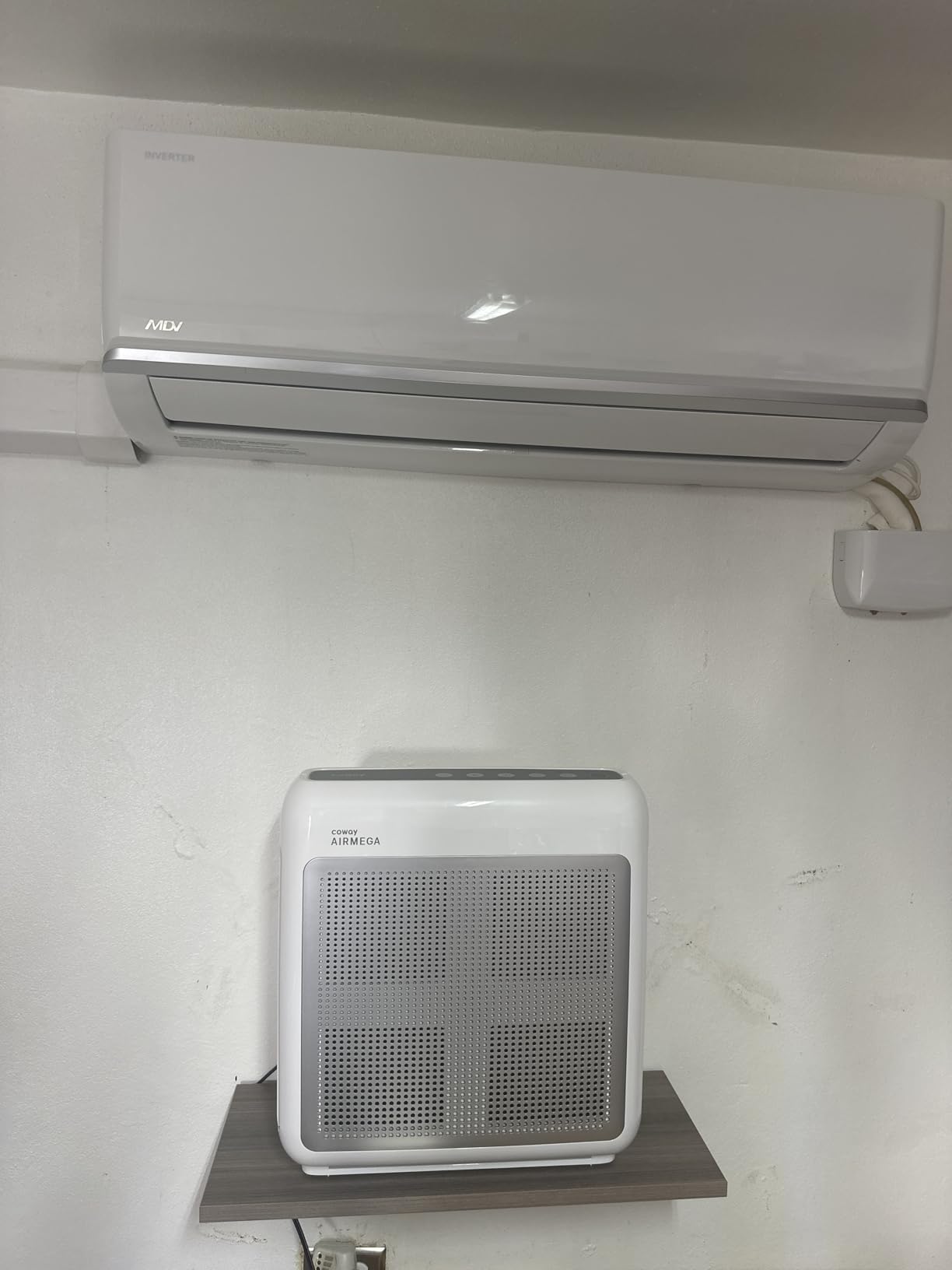 Coway Airmega 200M Air Purifiers for Home Up to 1,748 ft, HEPA Filter for Smoke, Allergies, Pet Dander, Odor, Air Quality Monitor, Auto & Eco Mode, Timer, Filter Indicator, 3yr Warranty, White customer photo 2