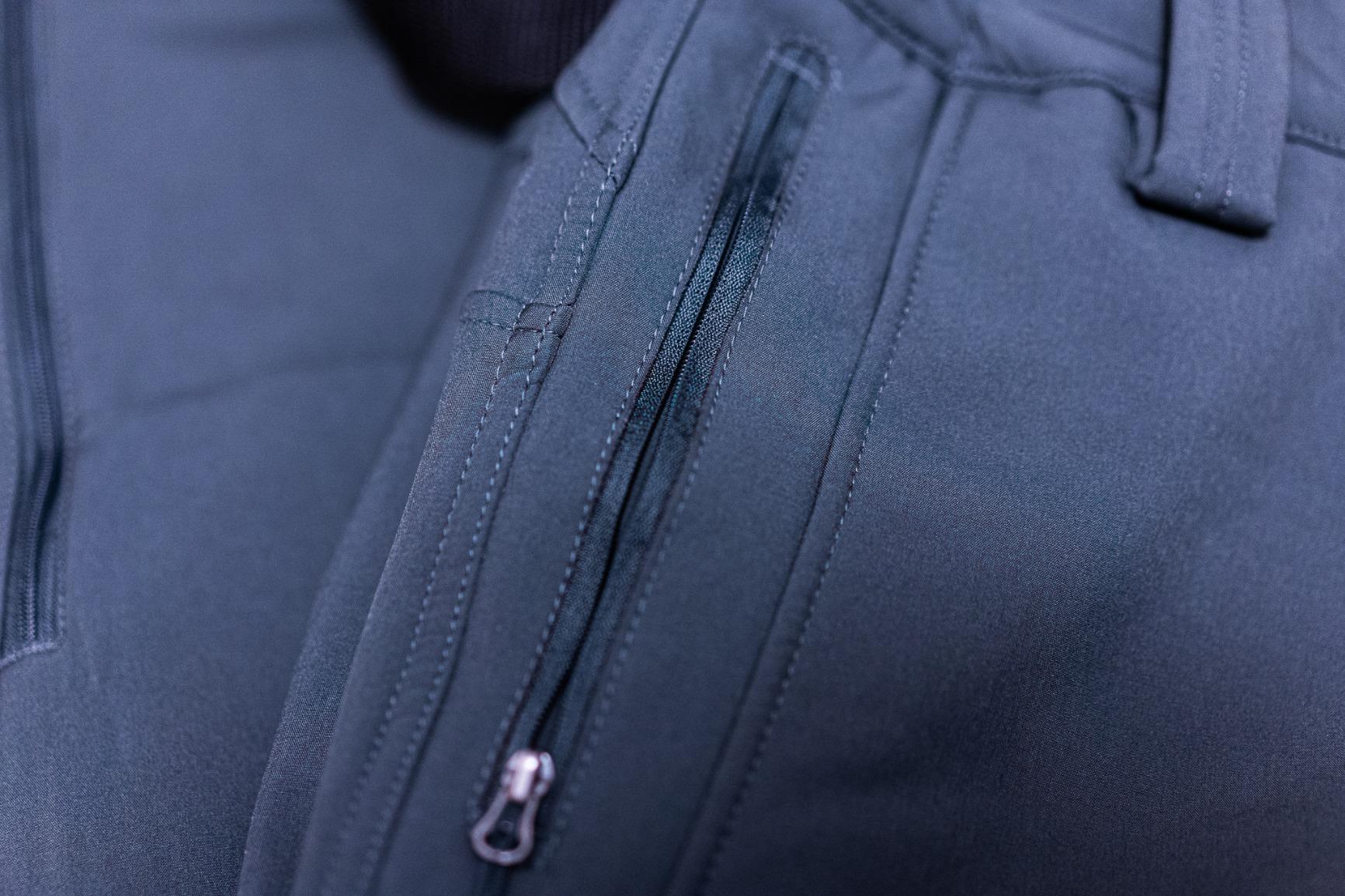 FREE SOLDIER Men's Fleece Lined Outdoor Cargo Hiking Pants Water Repellent Softshell Snow Ski Pants with Zipper Pockets customer photo 2