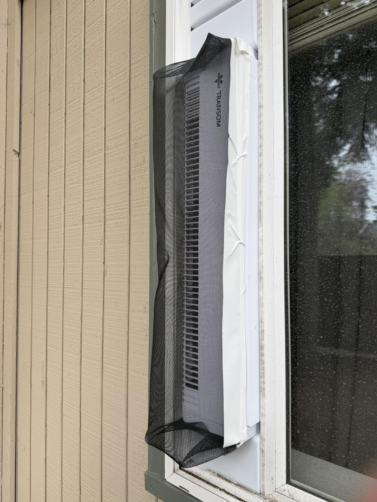Vornado TRANSOM Window Fan with 4 Speeds, Remote Control, Reversible Exhaust Mode, Weather Resistant Case, Whole Room, Ice White customer photo 1