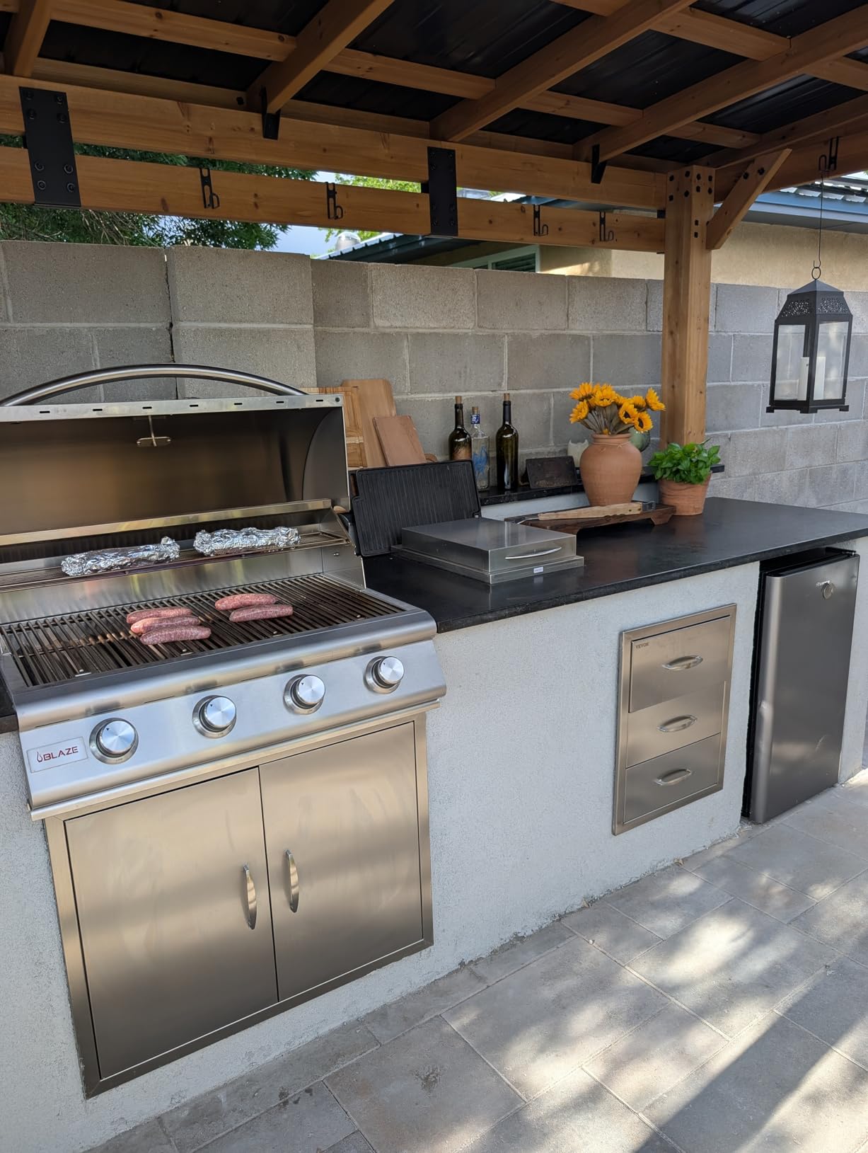 Blaze Prelude LBM Built-In Natural Gas Grill | 32-Inch 4-Burner BBQ with 56,000 BTUs | 304 Stainless Steel Construction | Flame Stabilizing Grids | BLZ-4LBM-NG customer photo 1