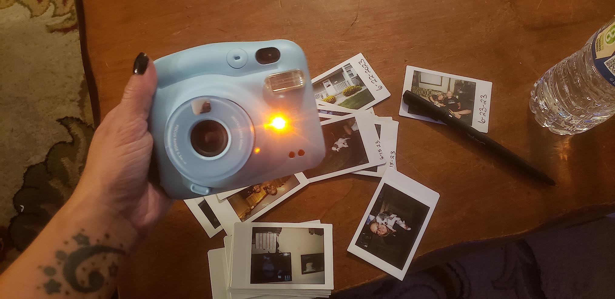 Fujifilm Instax Mini 11 Instant Film Camera with Automatic Exposure and Flash, Polaroid Camera, Fujinon 60mm Lens with Selfie Mirror, Optical Viewfinder - Sky Blue (Renewed) customer photo 1