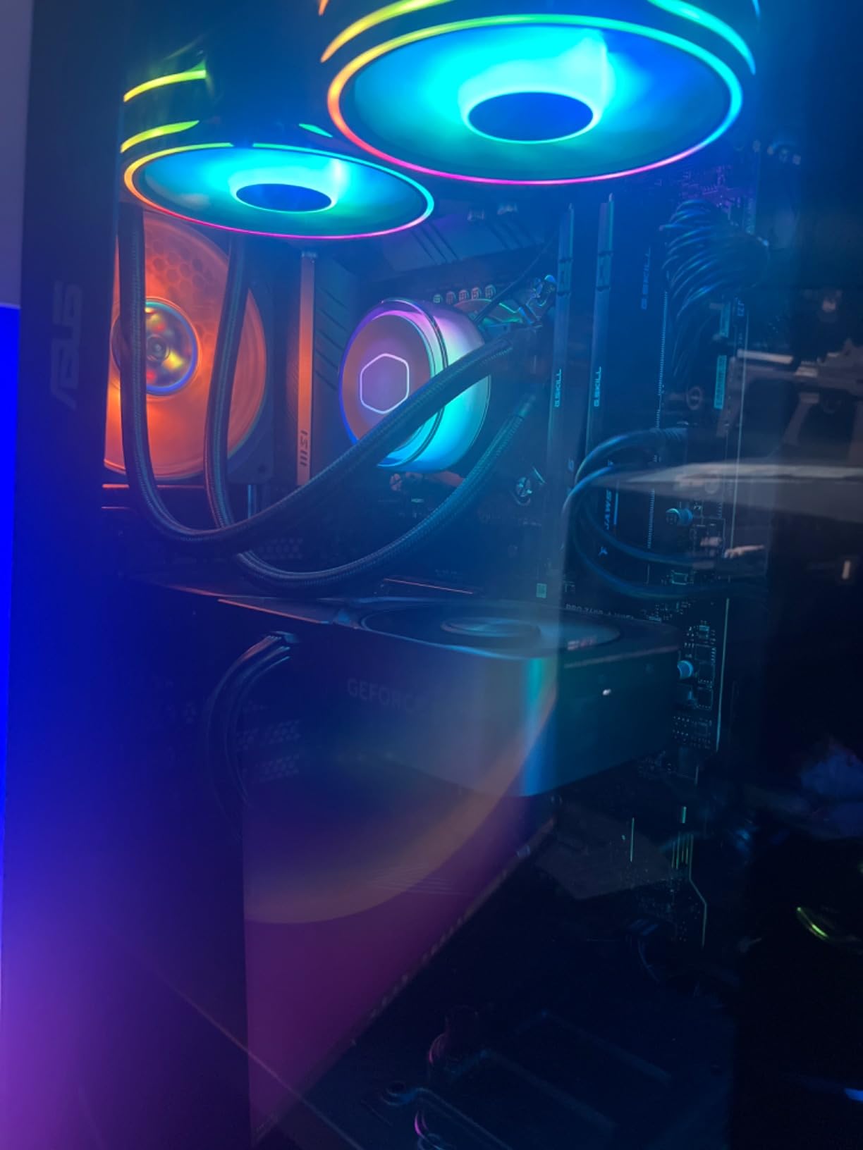 Cooler Master Elite Liquid 240 CPU AIO Cooler - 240mm Radiator, 2X ARGB PWM Fans, Dual-Chamber Pump Design, Ultra-Quiet High-Performance Cooling, AMD AM5/AM4 & Intel LGA 1851/1700, Black customer photo 2