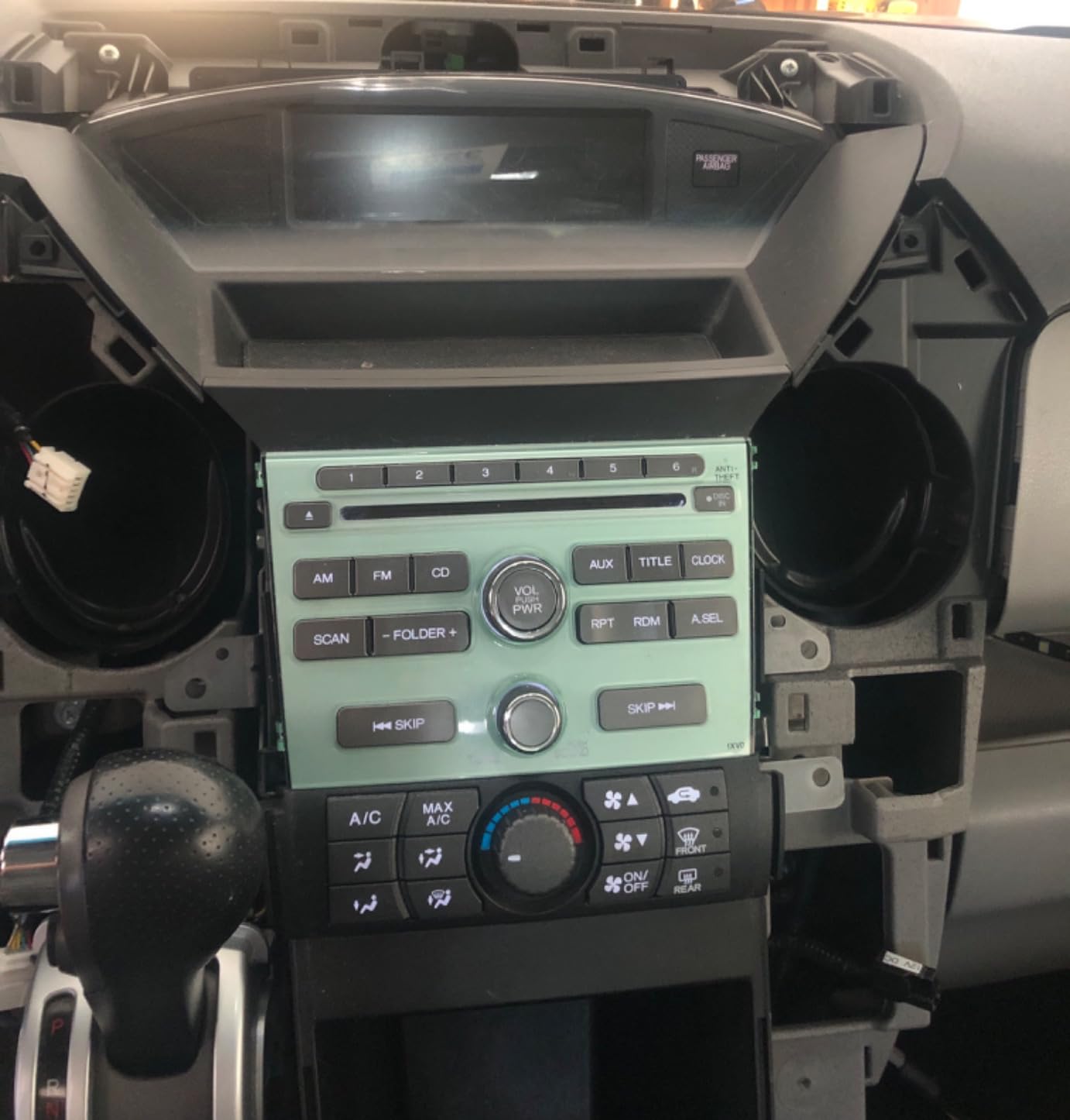 Sony XAV-AX8100 9-inch Floating Multi Media Receiver with Apple Carplay/Android Auto and HDMI Video Input customer photo 1