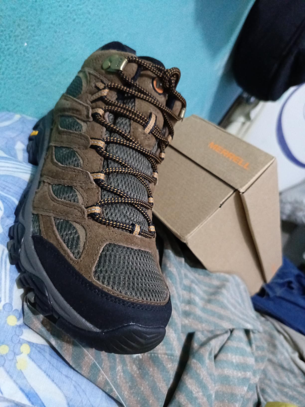 Merrell Men's Moab 3 Mid Waterproof Hiking Boots customer photo 2