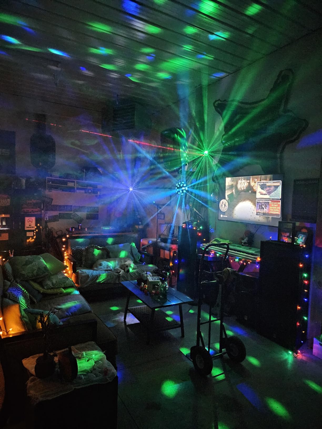 MOSFiATA Fog Machine with Disco Light 600W Smoke Machine RGB LED lights, 2500 CFM Spray customer photo 1